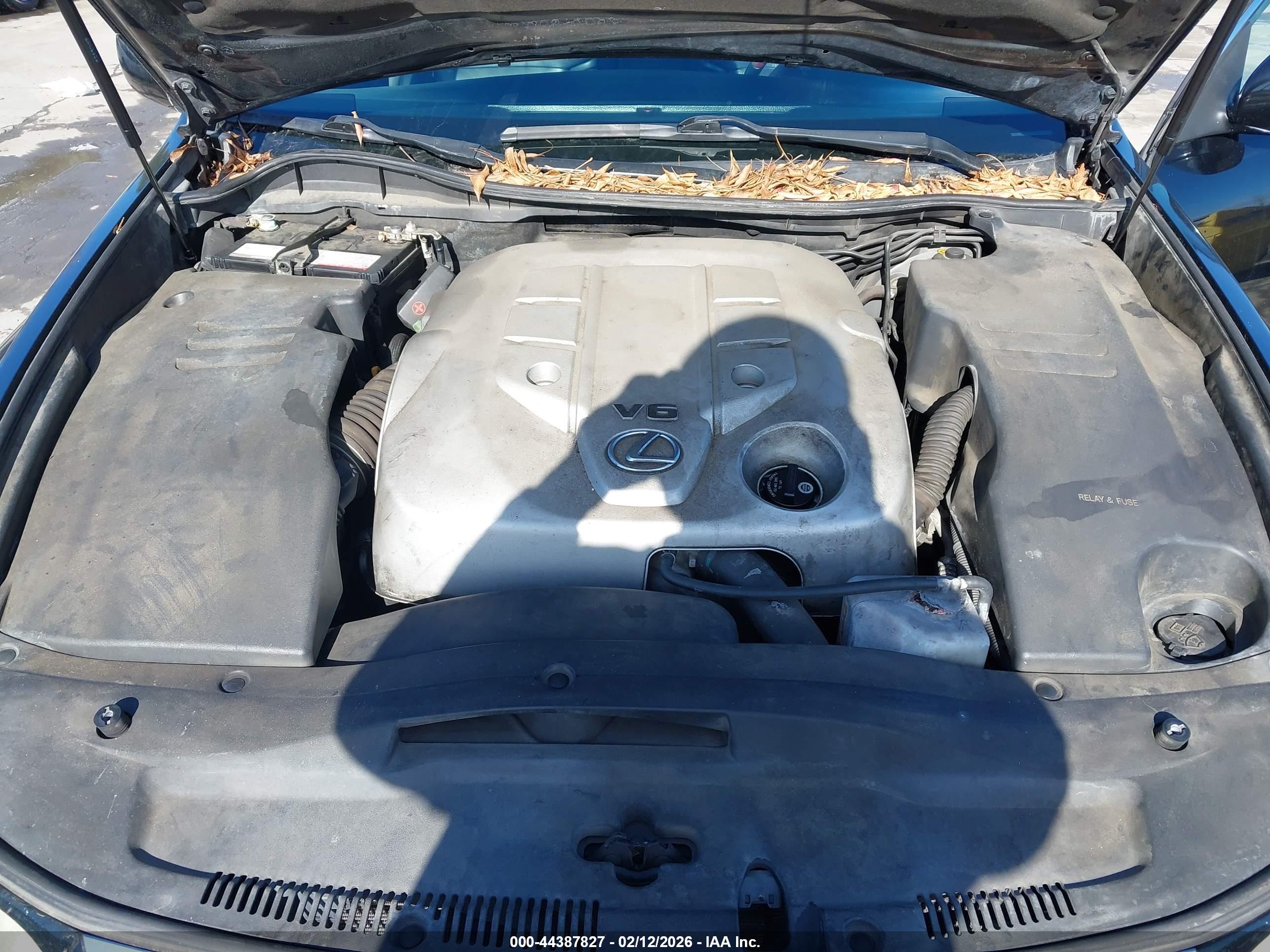 LEXUS GS image 10