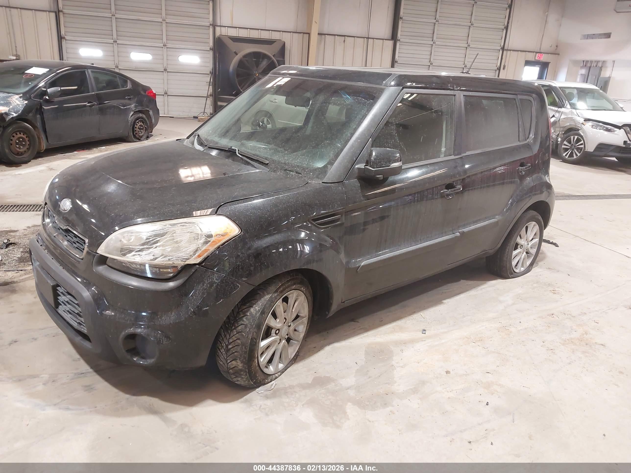 KIA SOUL image 2