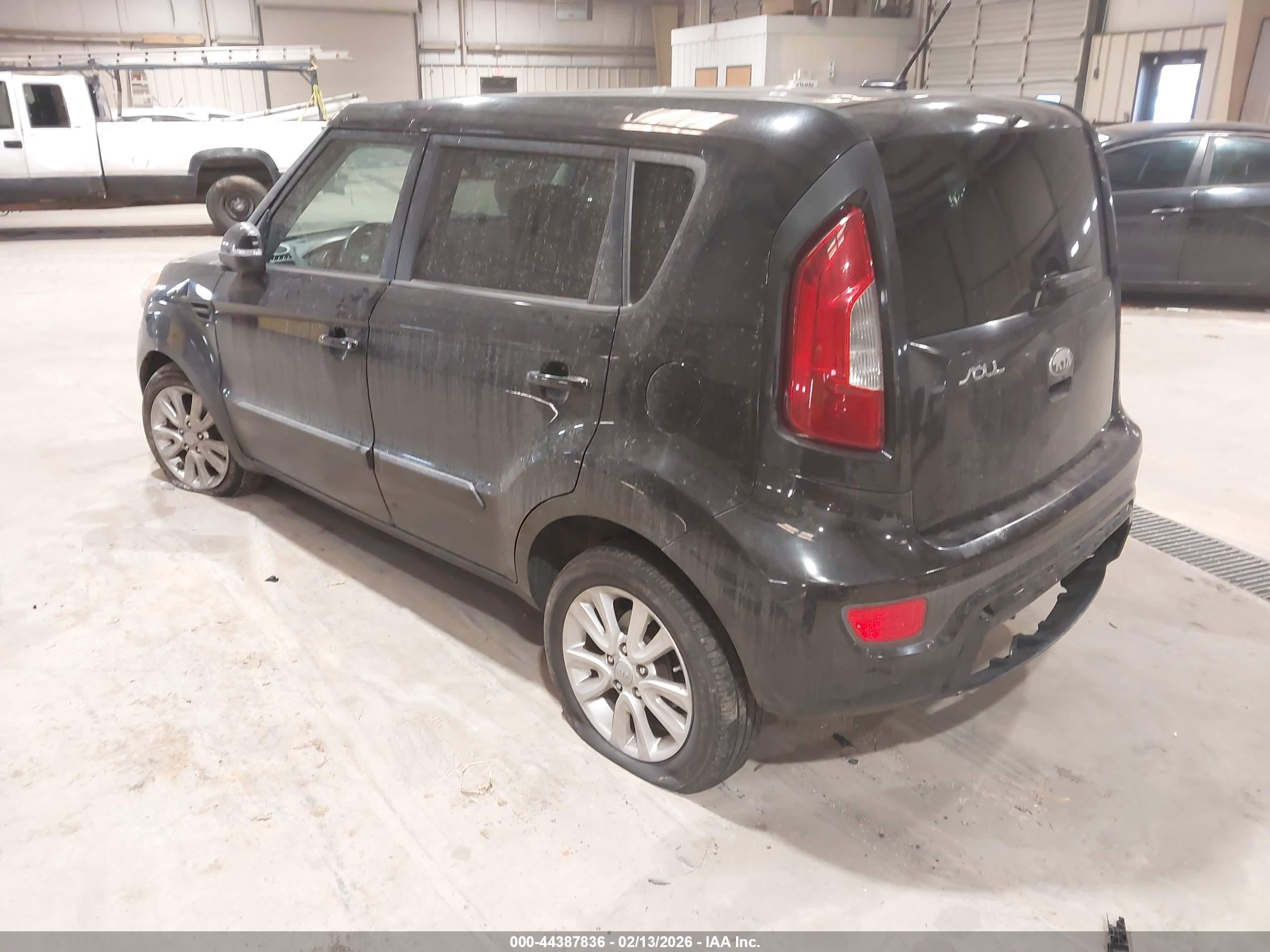 KIA SOUL image 3