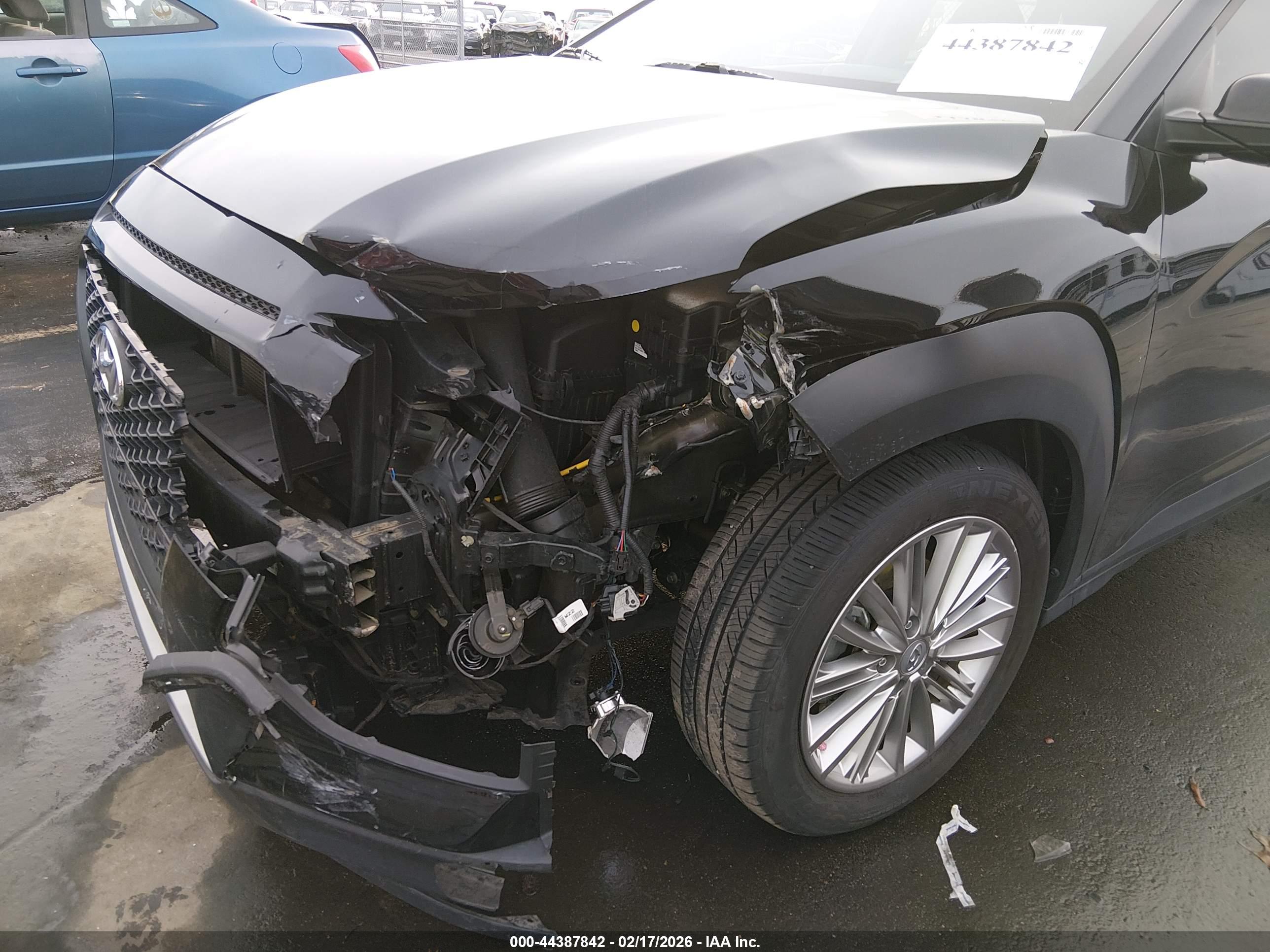 HYUNDAI KONA image 6