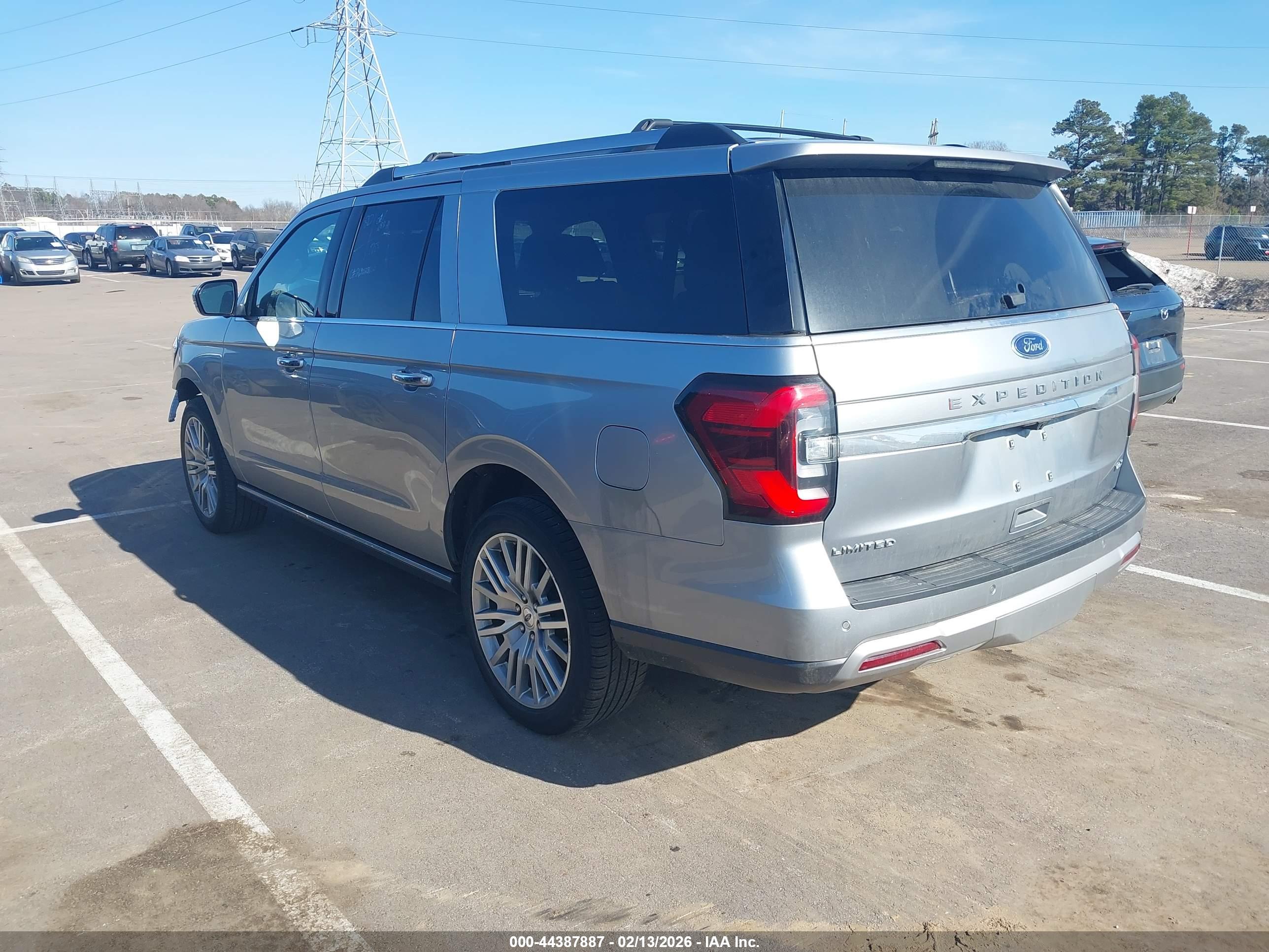 FORD EXPEDITION image 3