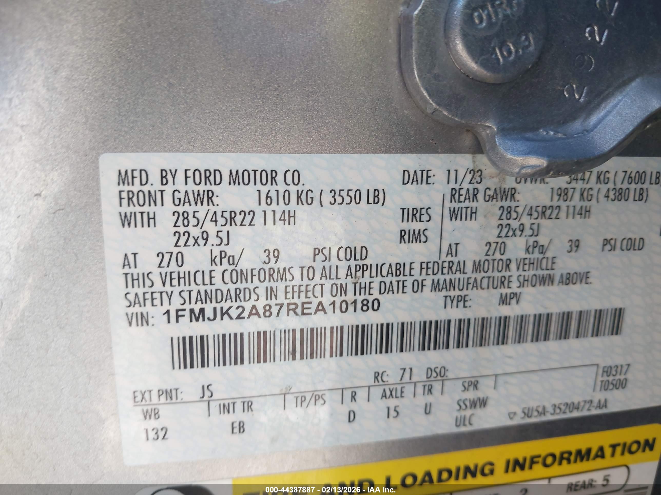 FORD EXPEDITION image 9