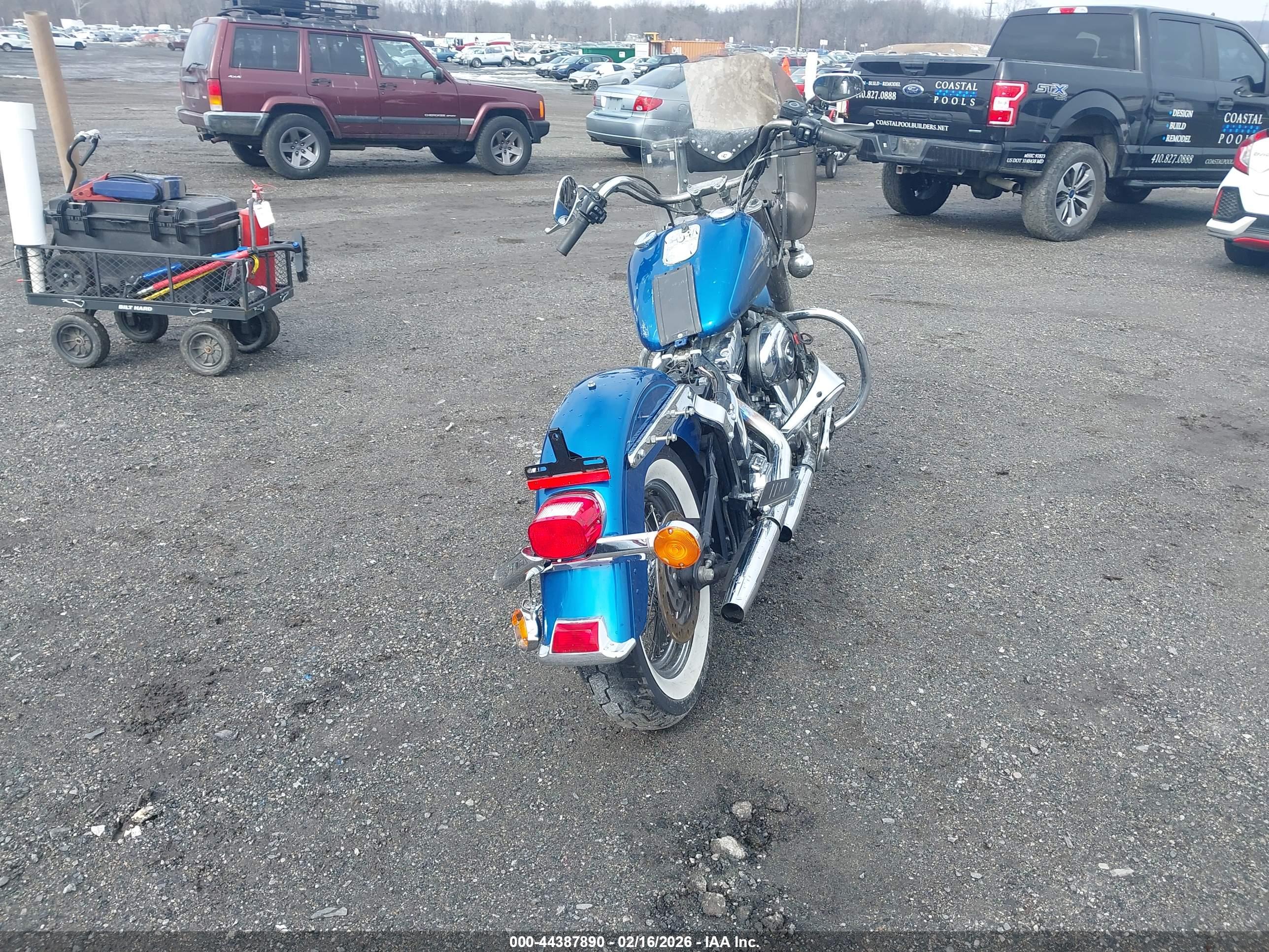 HARLEY-DAVIDSON FLSTCI image 6
