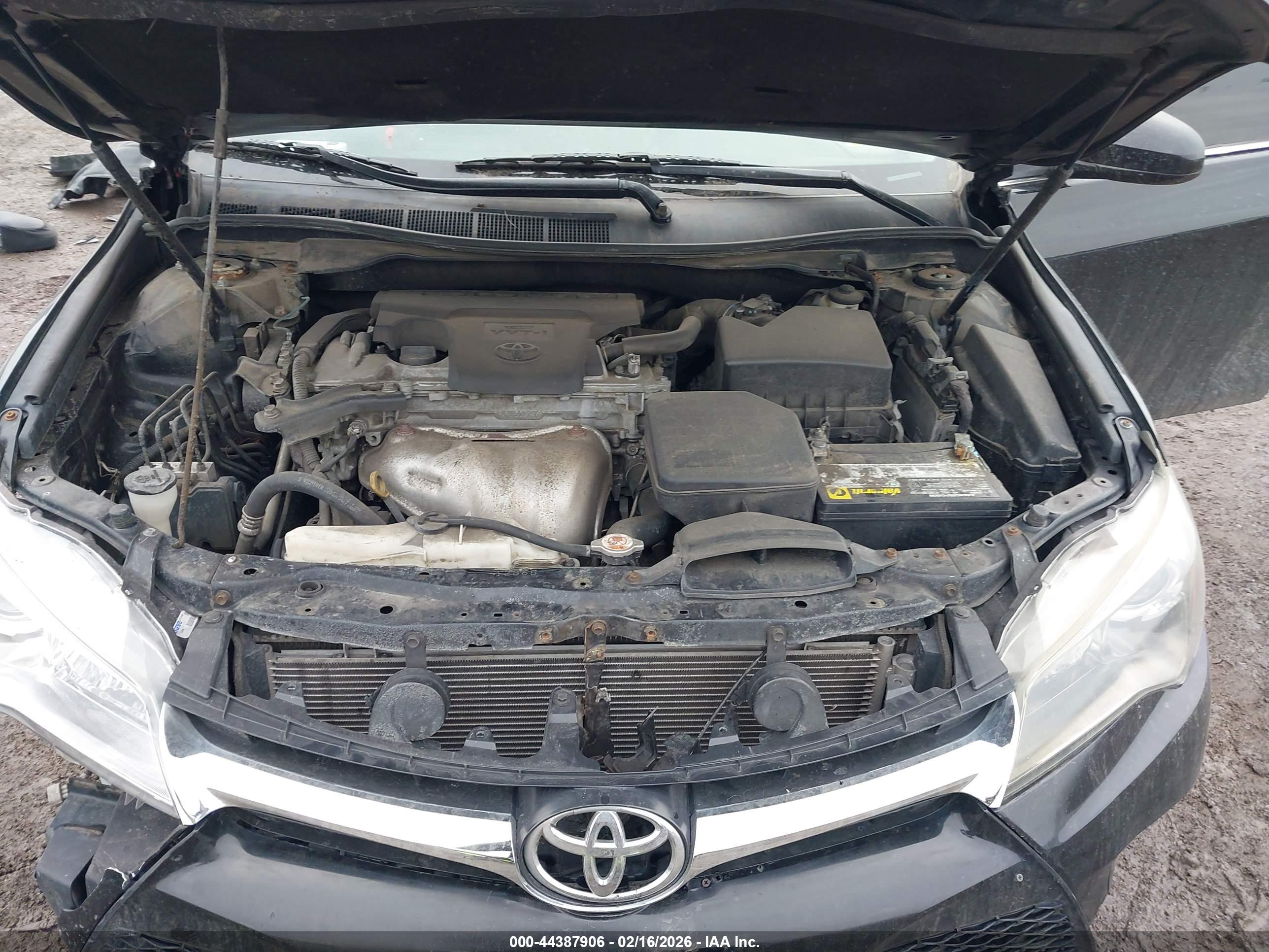 TOYOTA CAMRY image 10
