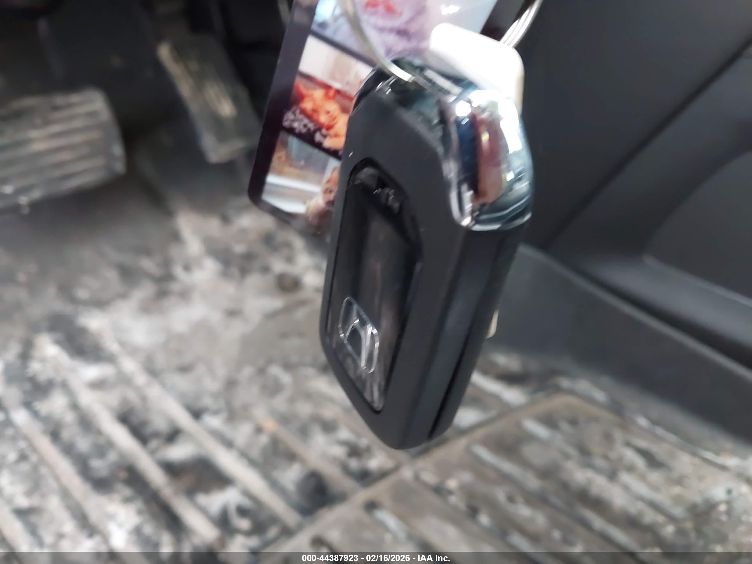 HONDA CR-V image 11