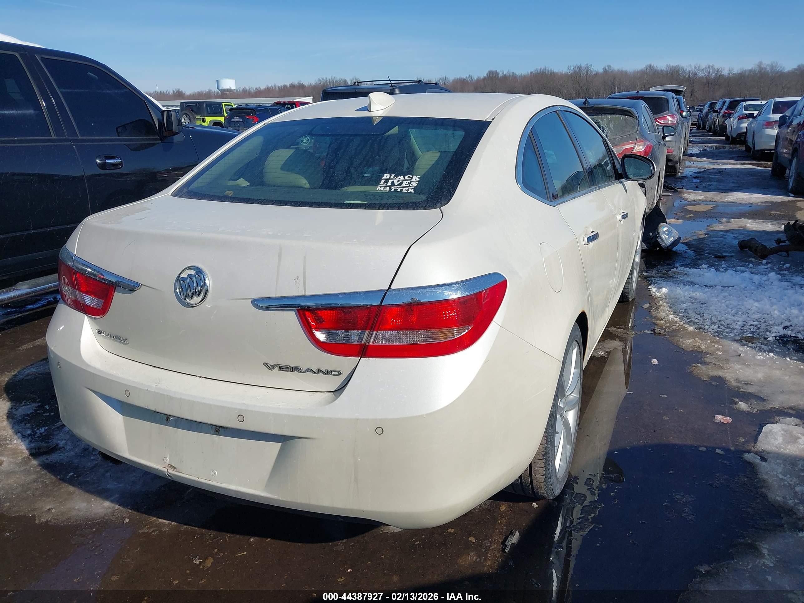BUICK VERANO image 4