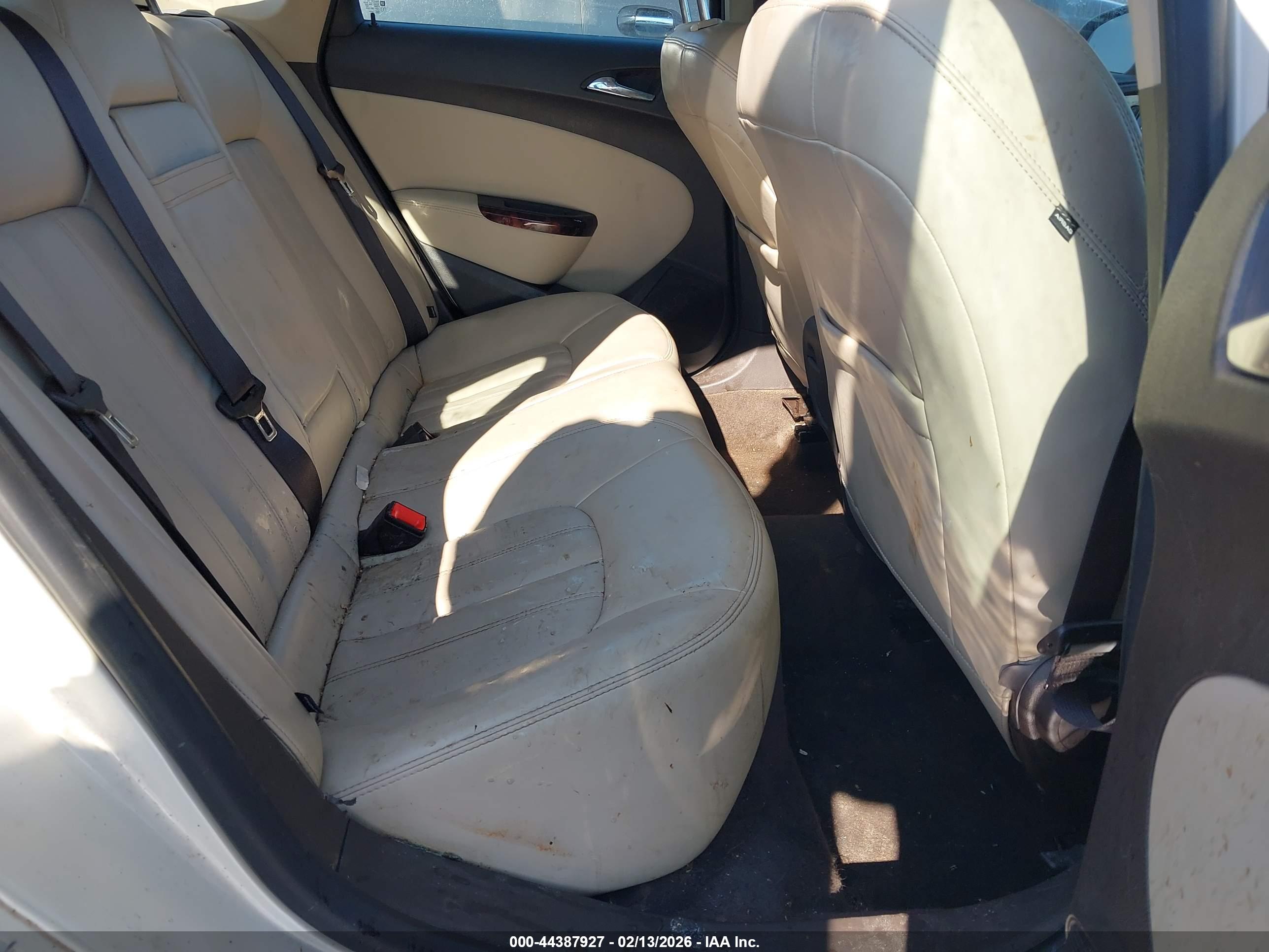 BUICK VERANO image 8