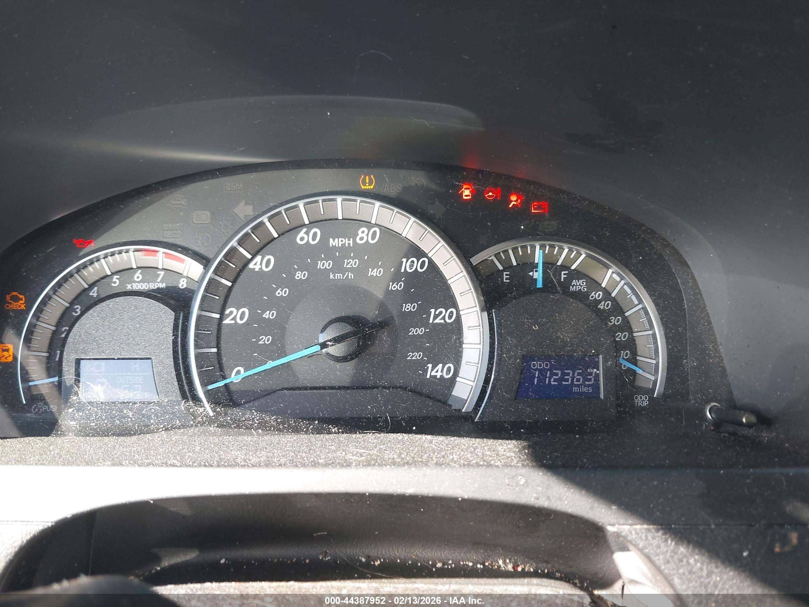 TOYOTA CAMRY image 7