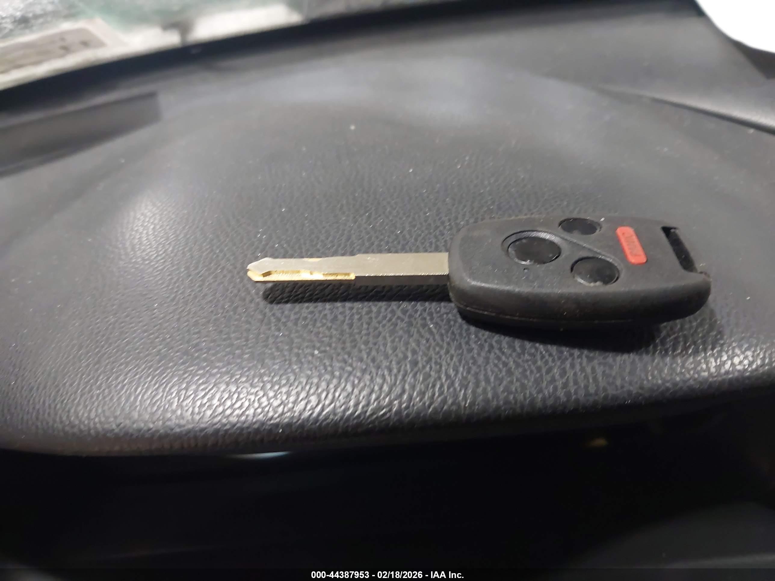 HONDA ACCORD image 11