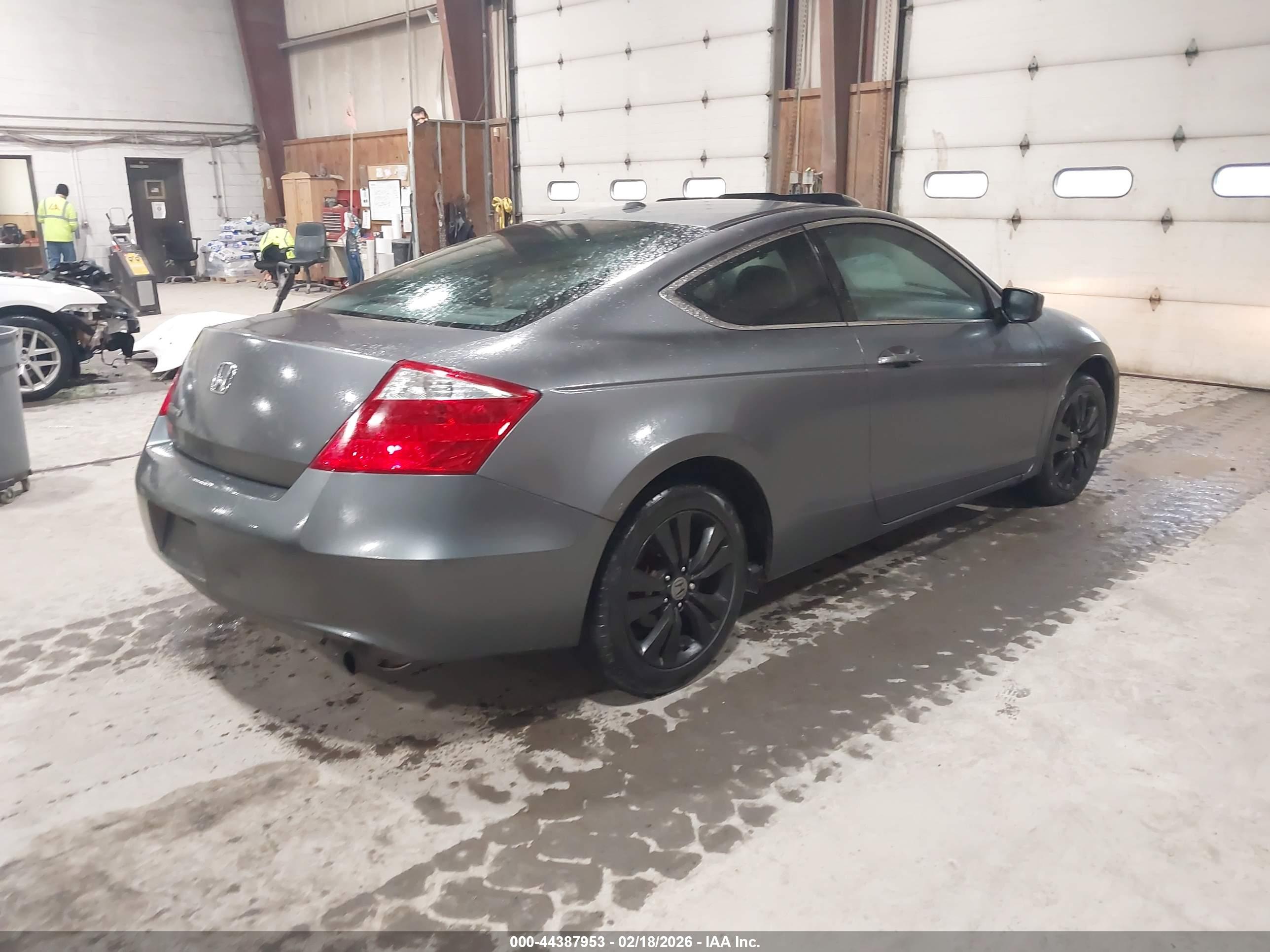 HONDA ACCORD image 4