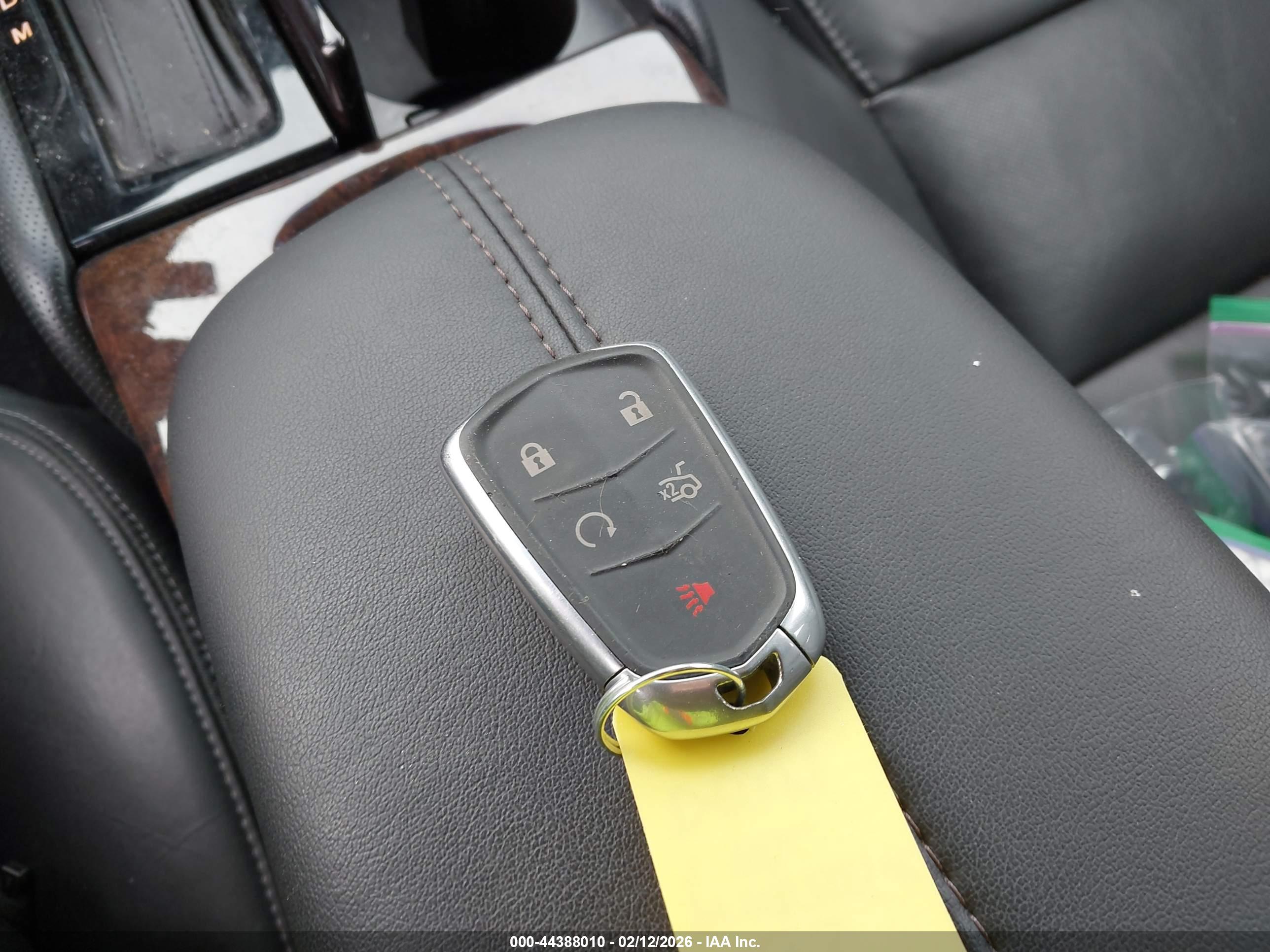 CADILLAC XTS image 11