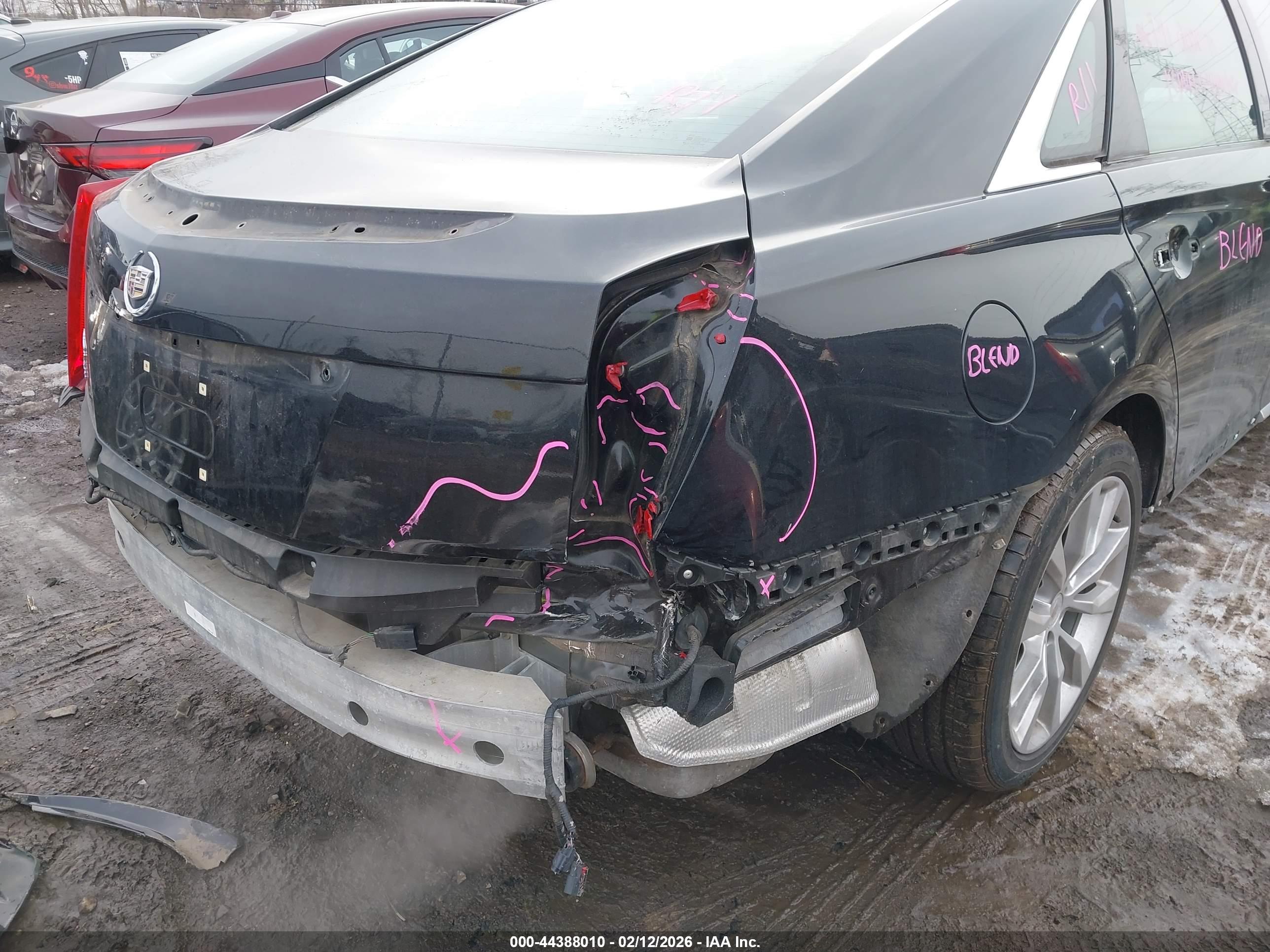 CADILLAC XTS image 6