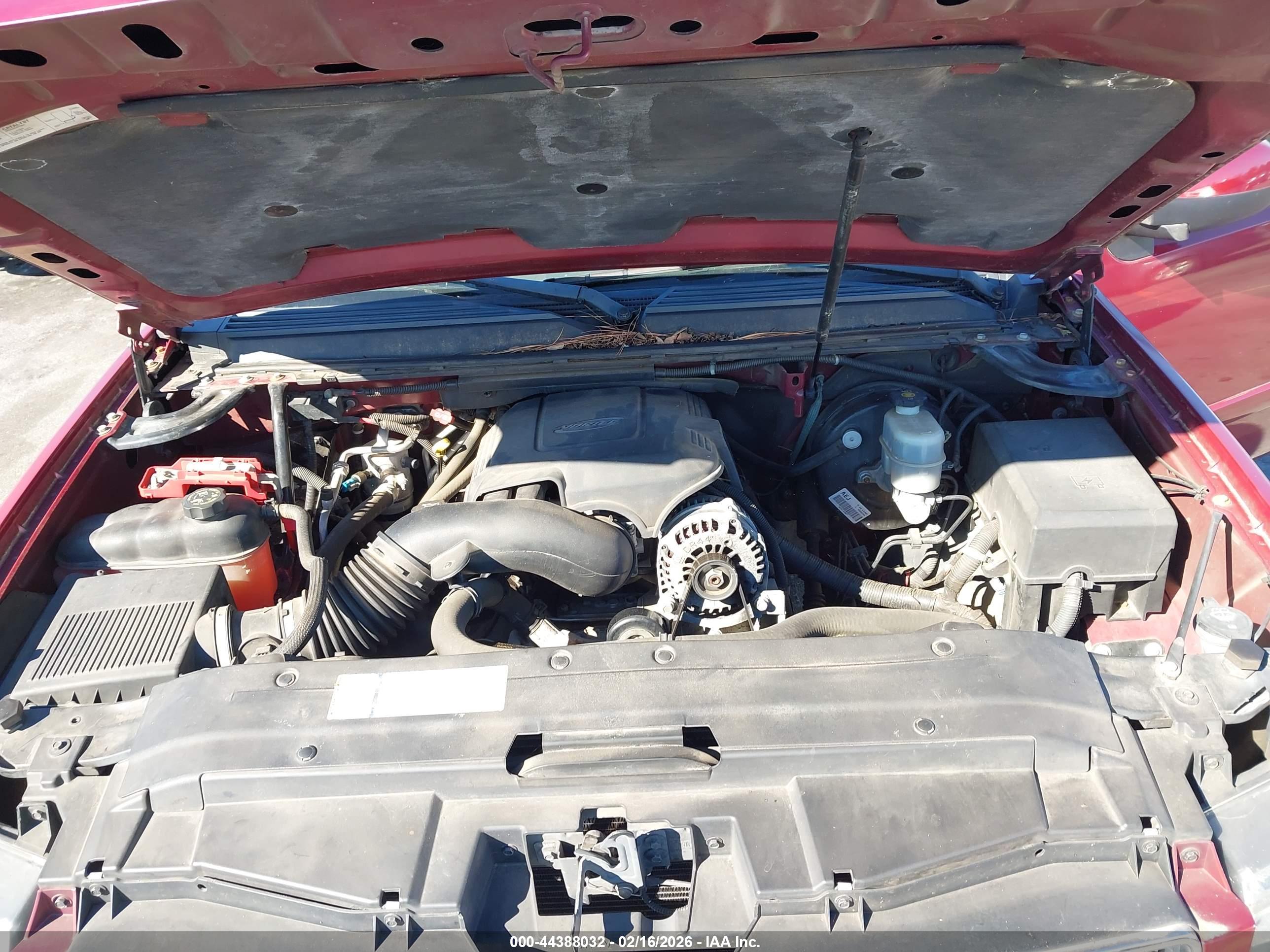 CHEVROLET TAHOE image 10