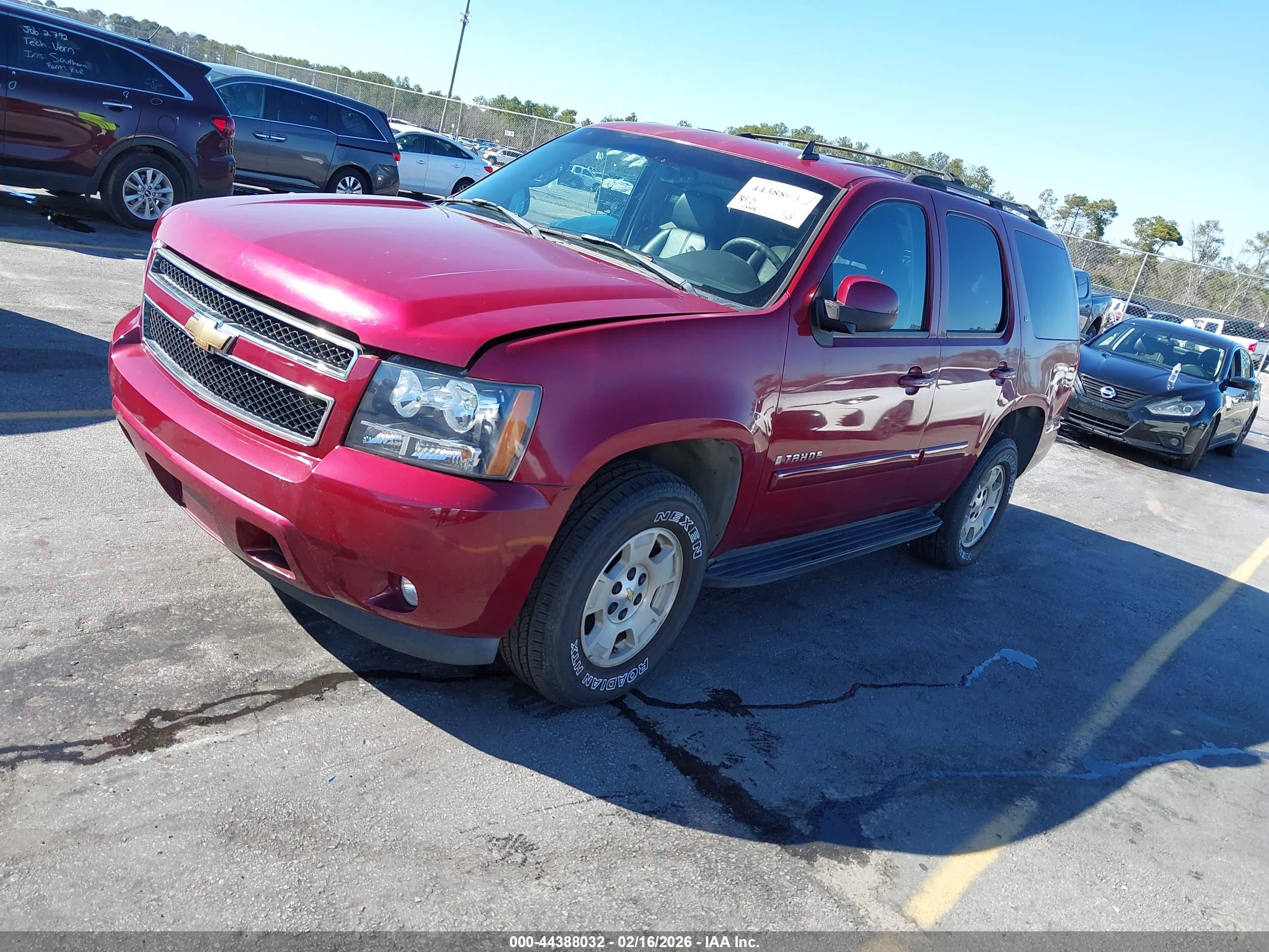 CHEVROLET TAHOE image 2