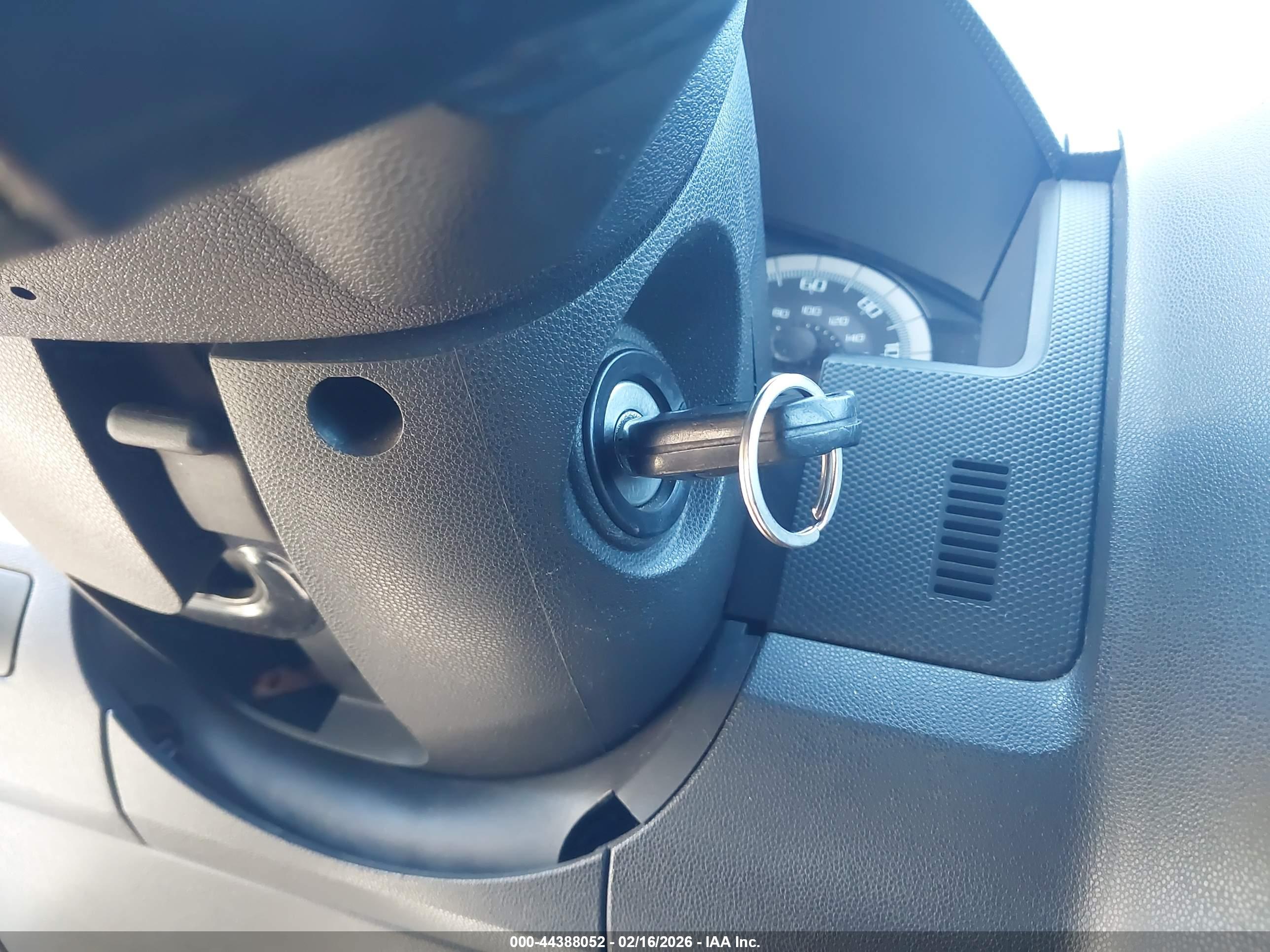 FORD ESCAPE image 11