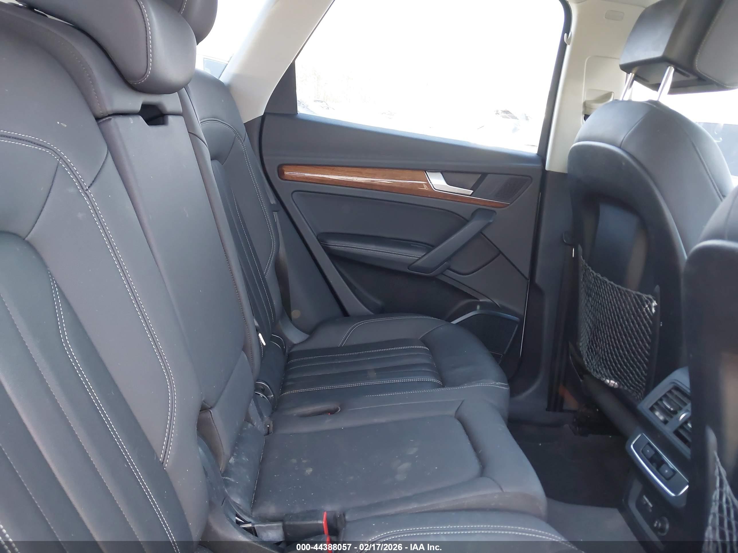 AUDI Q5 image 8
