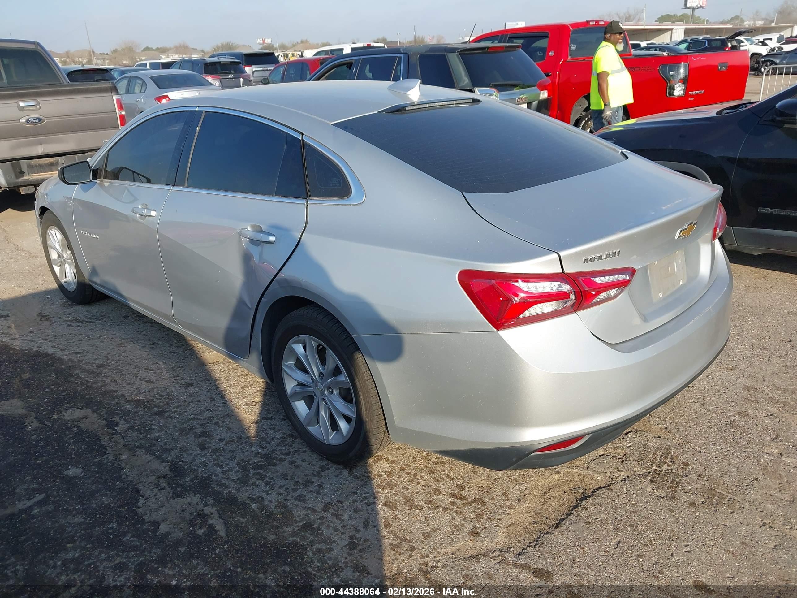 CHEVROLET MALIBU image 3