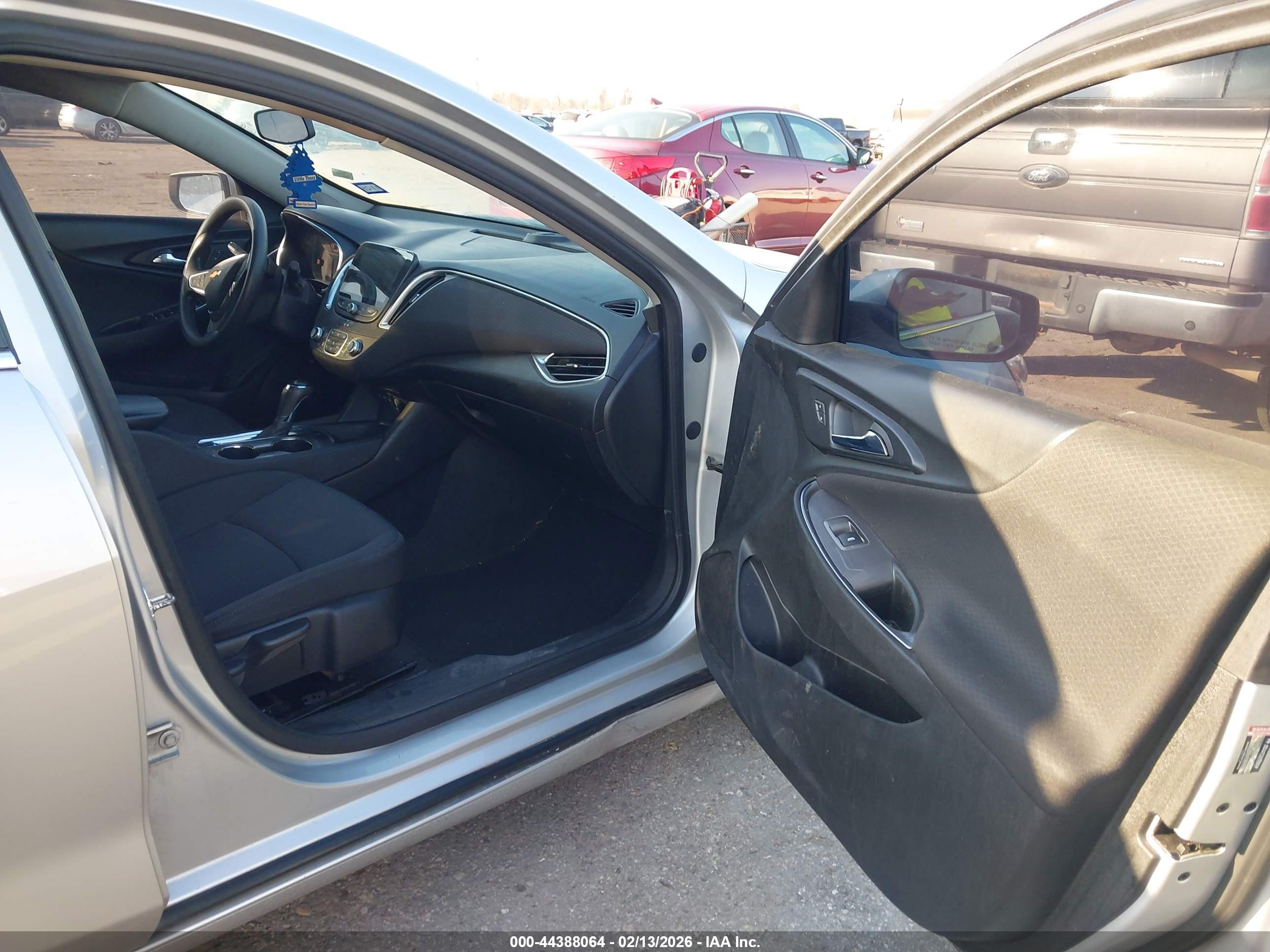CHEVROLET MALIBU image 5