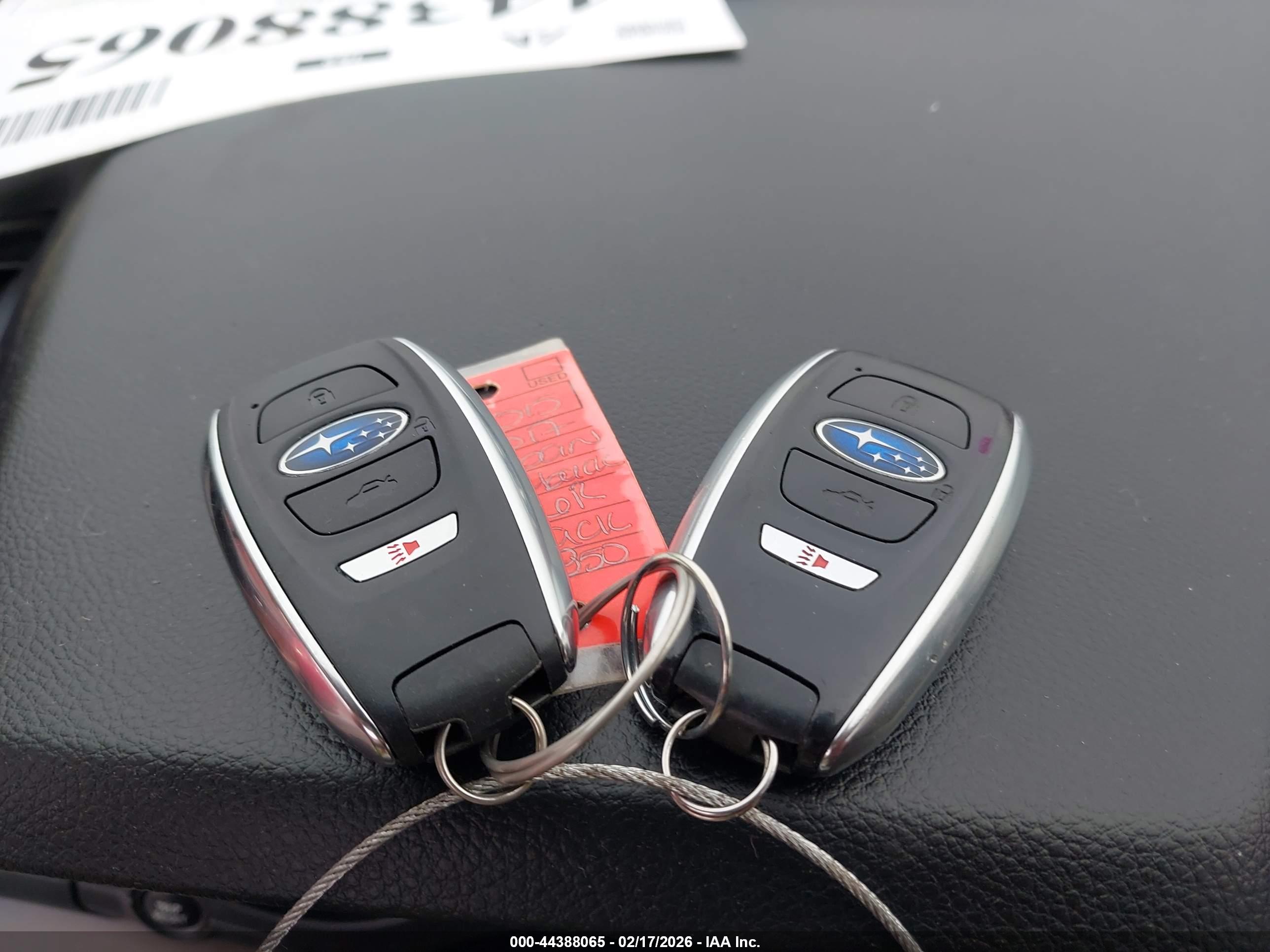 SUBARU OUTBACK image 11