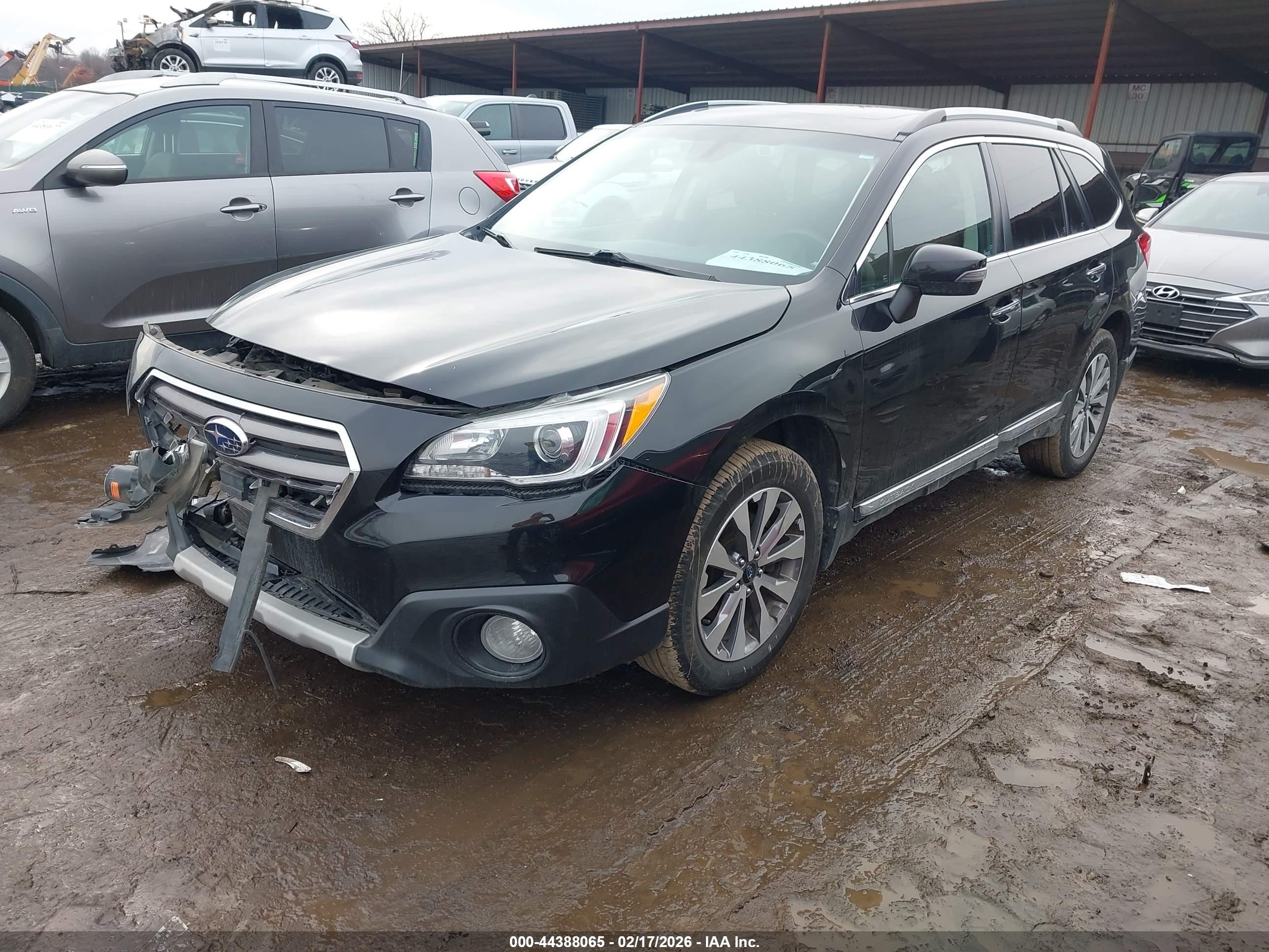 SUBARU OUTBACK image 2