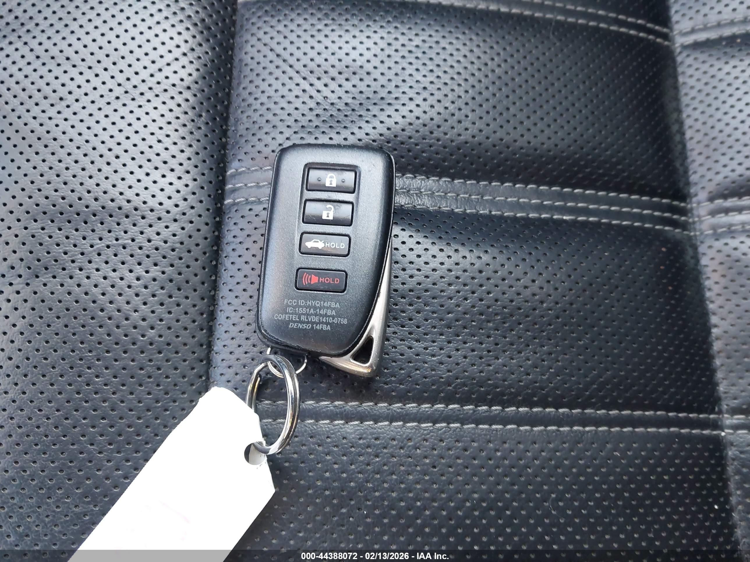 LEXUS ES image 11