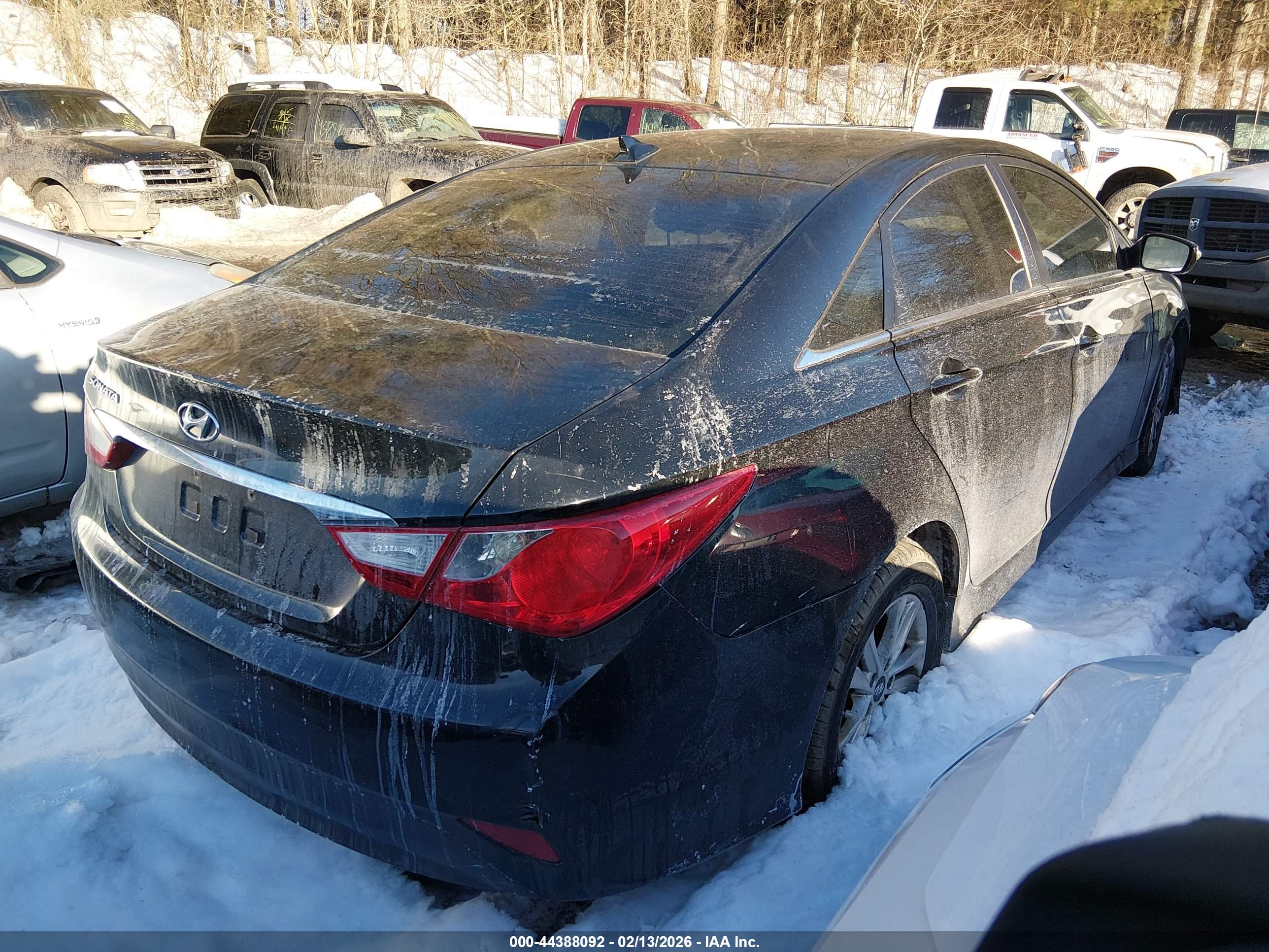 HYUNDAI SONATA image 4