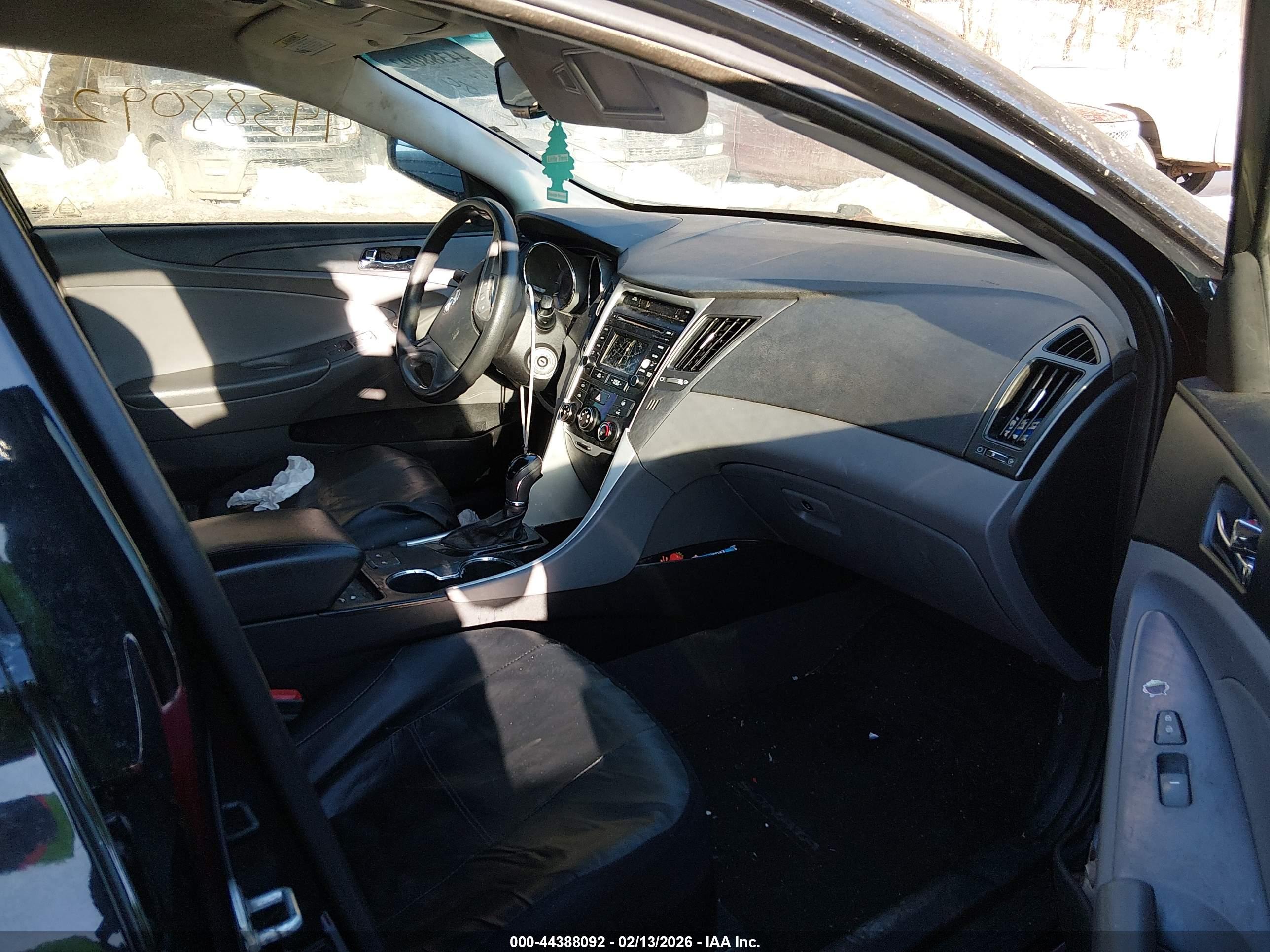 HYUNDAI SONATA image 5
