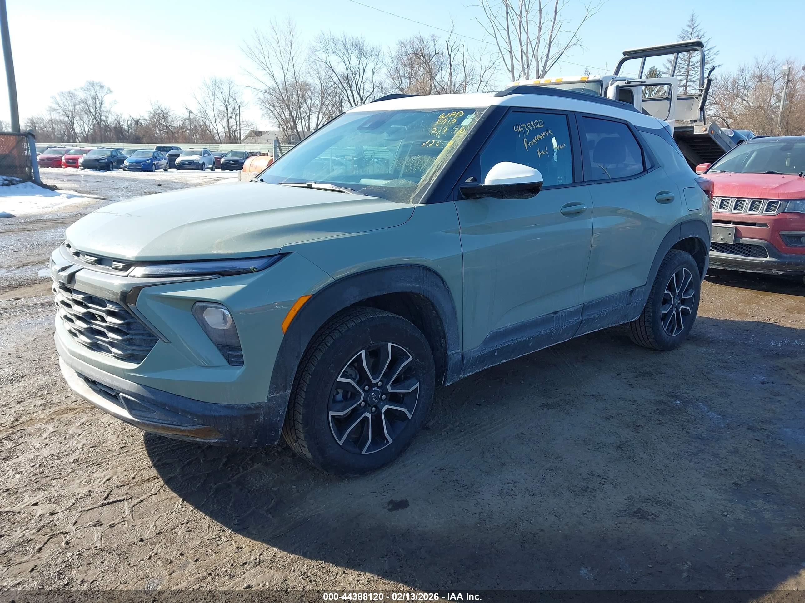 CHEVROLET TRAILBLAZER image 2