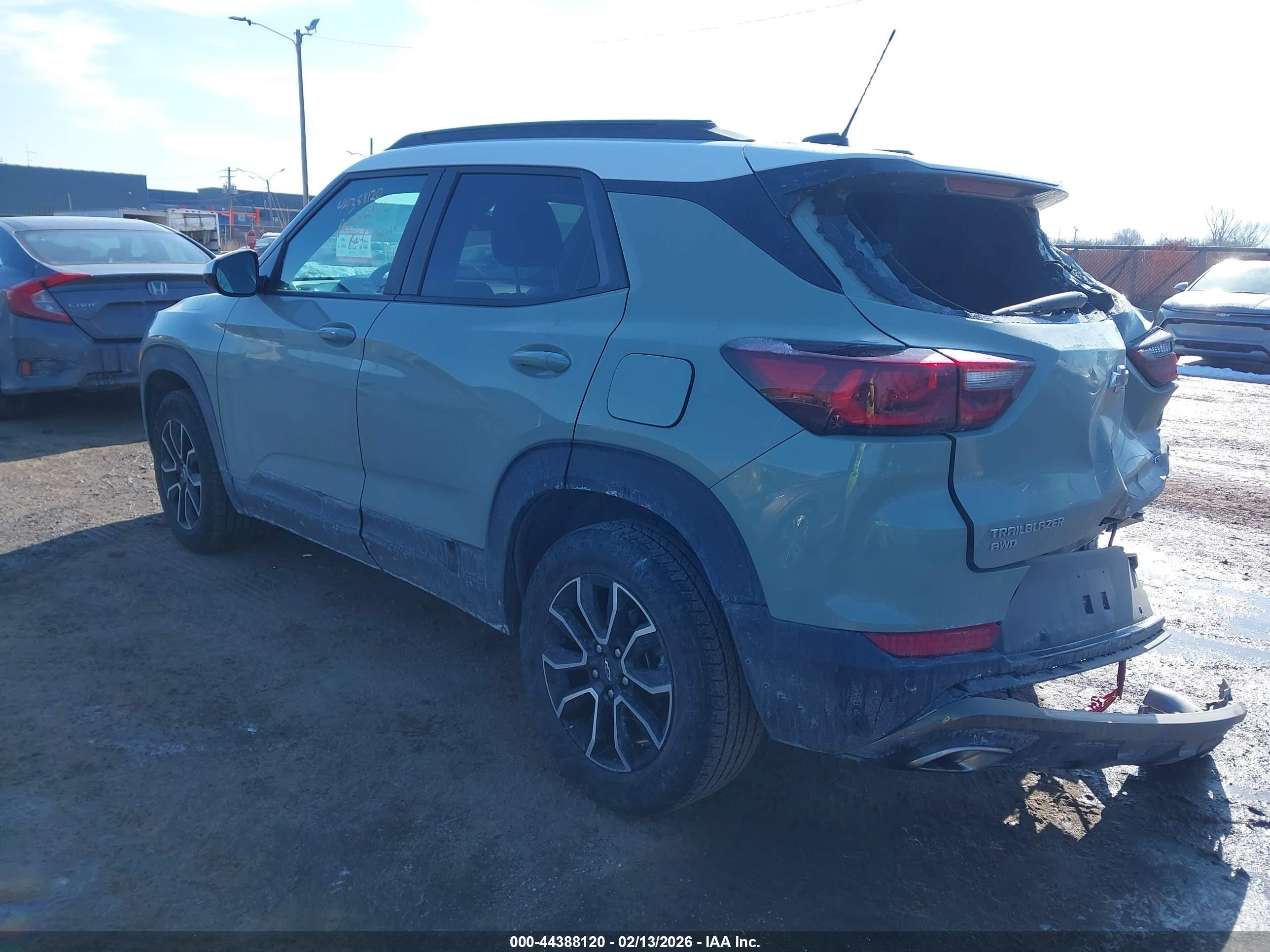 CHEVROLET TRAILBLAZER image 3