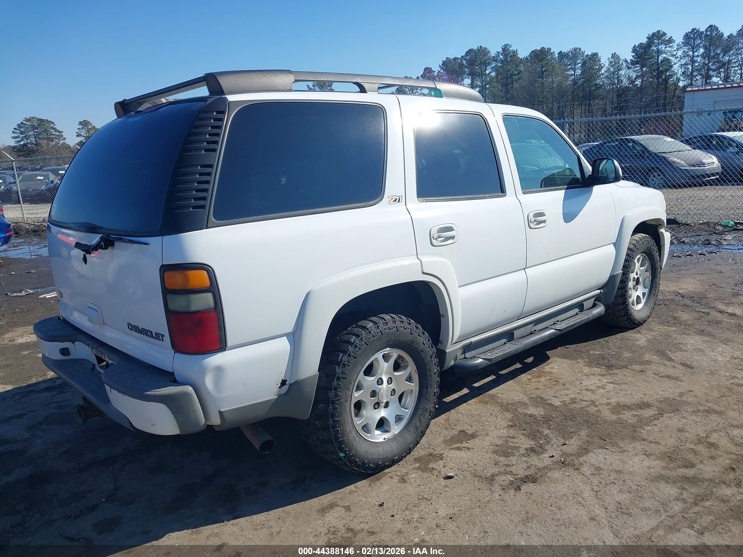 CHEVROLET TAHOE image 4