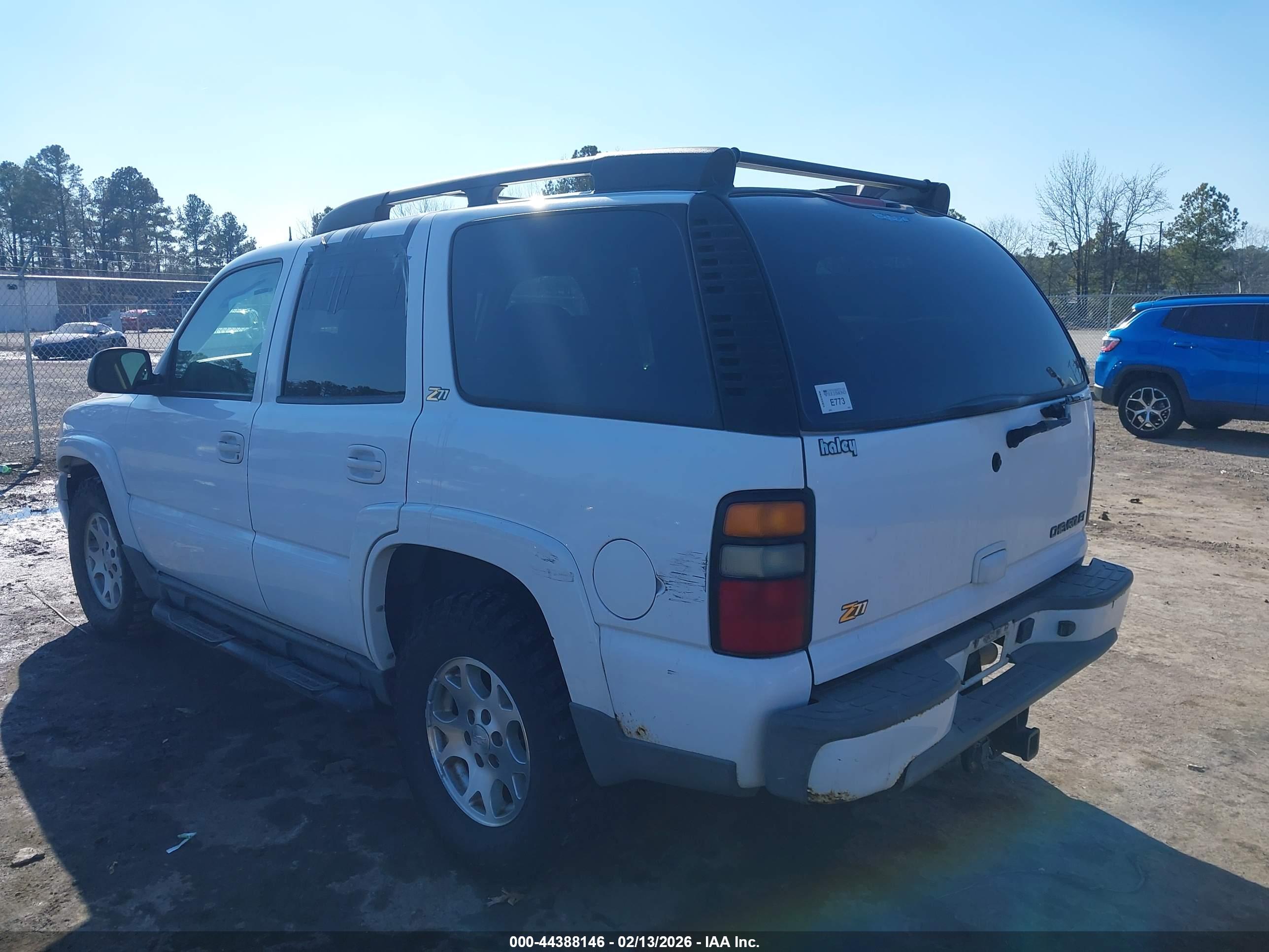 CHEVROLET TAHOE image 6