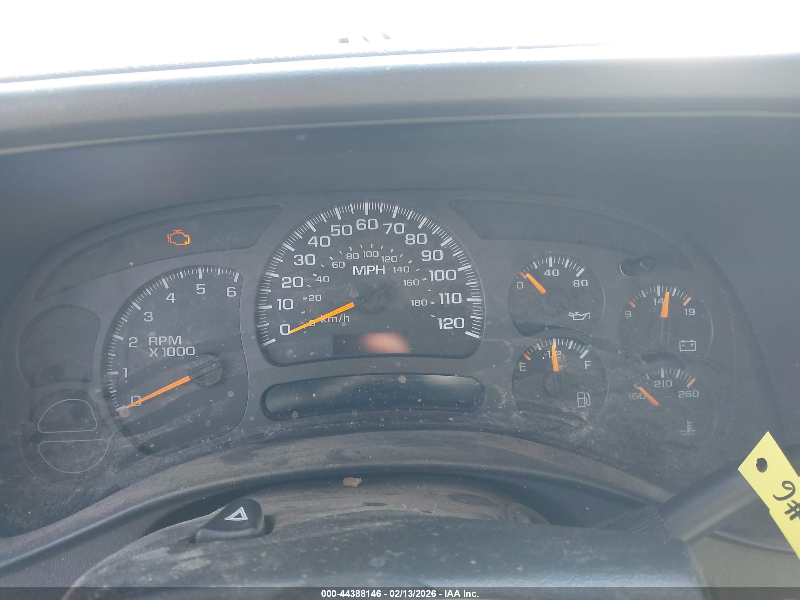 CHEVROLET TAHOE image 7