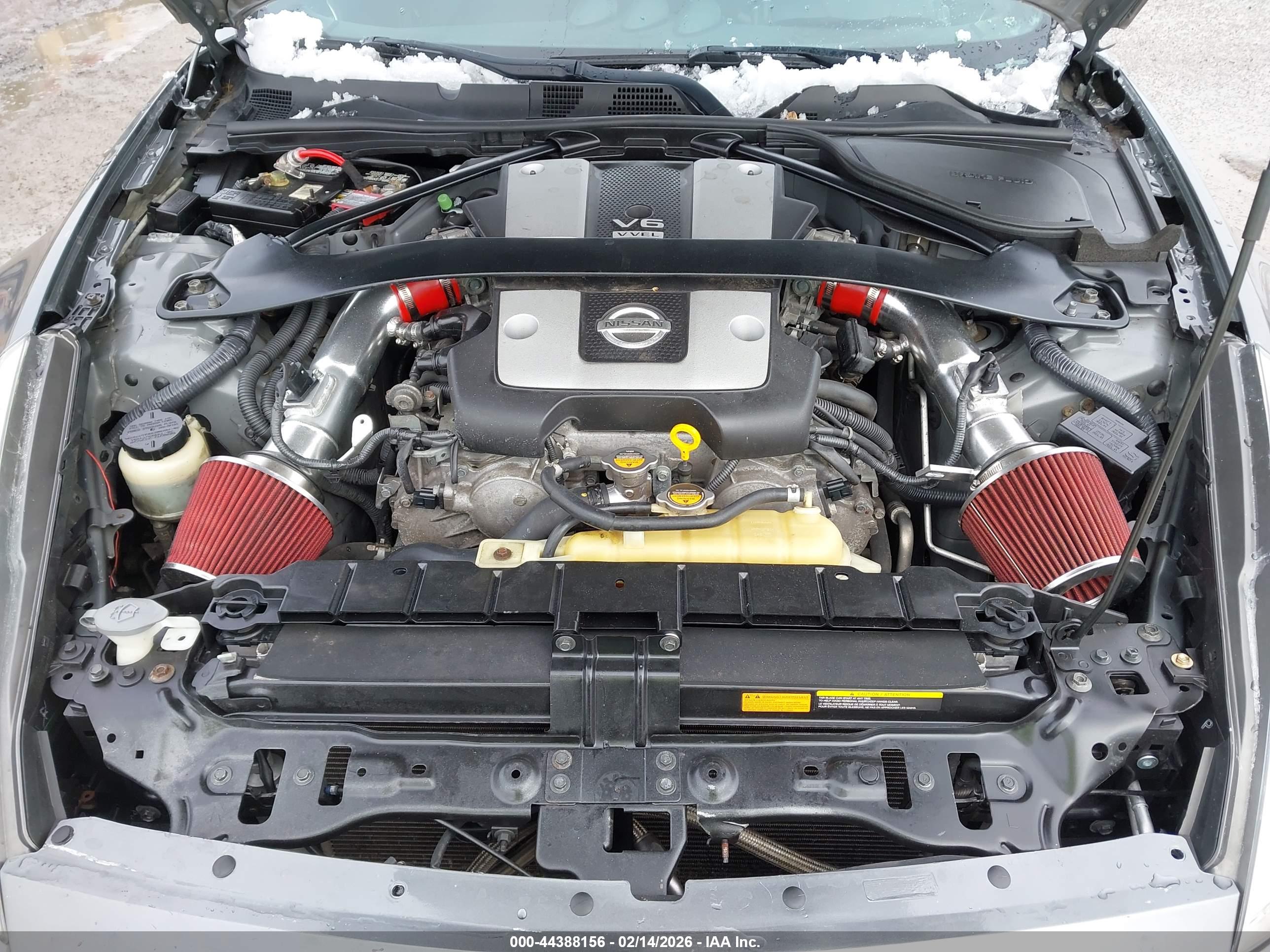 NISSAN 370Z image 10