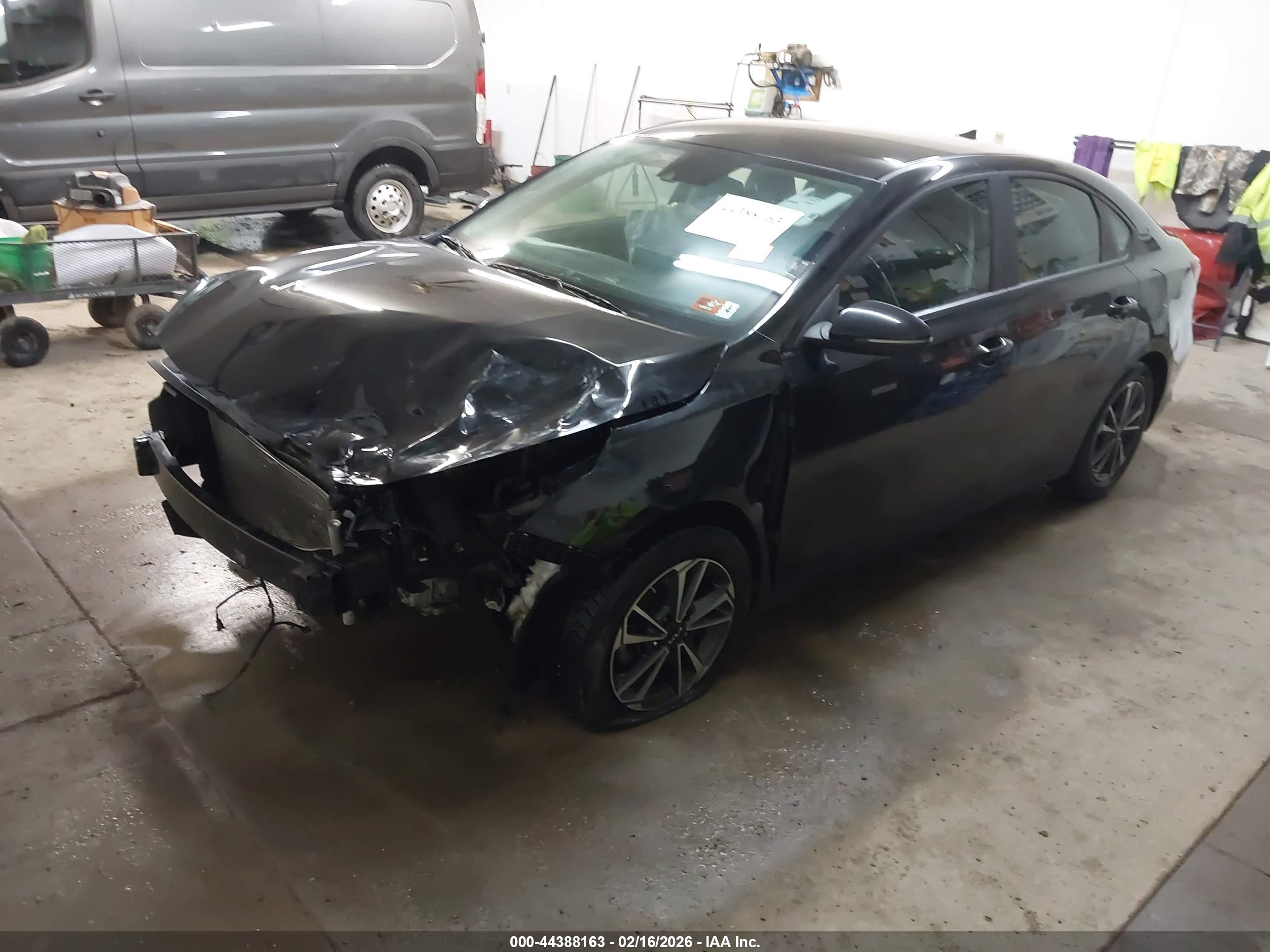 KIA FORTE image 2