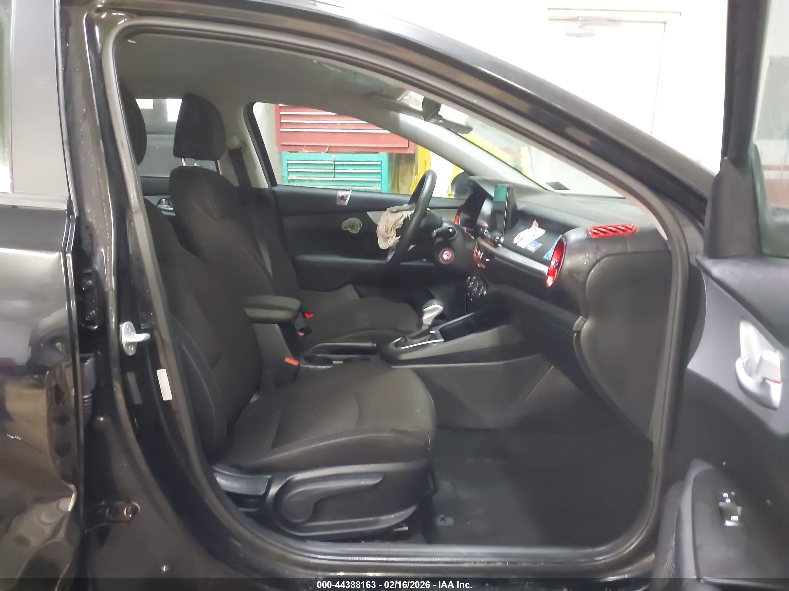 KIA FORTE image 5