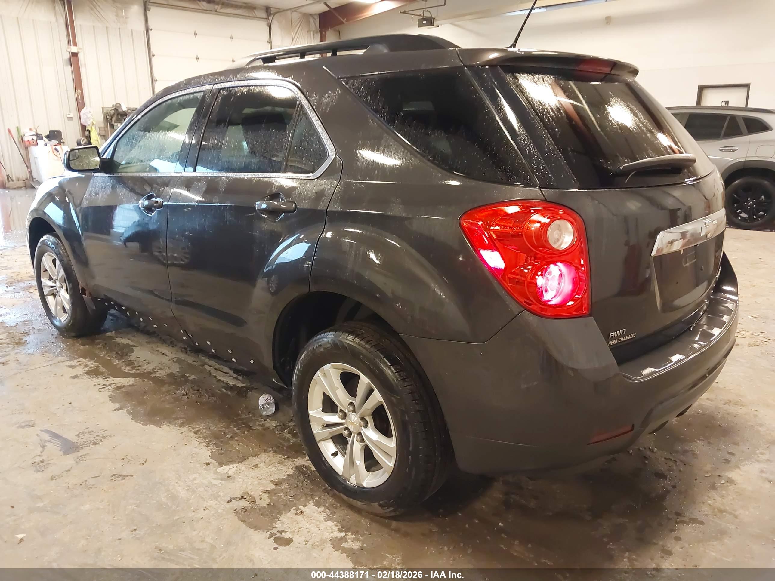 CHEVROLET EQUINOX image 3