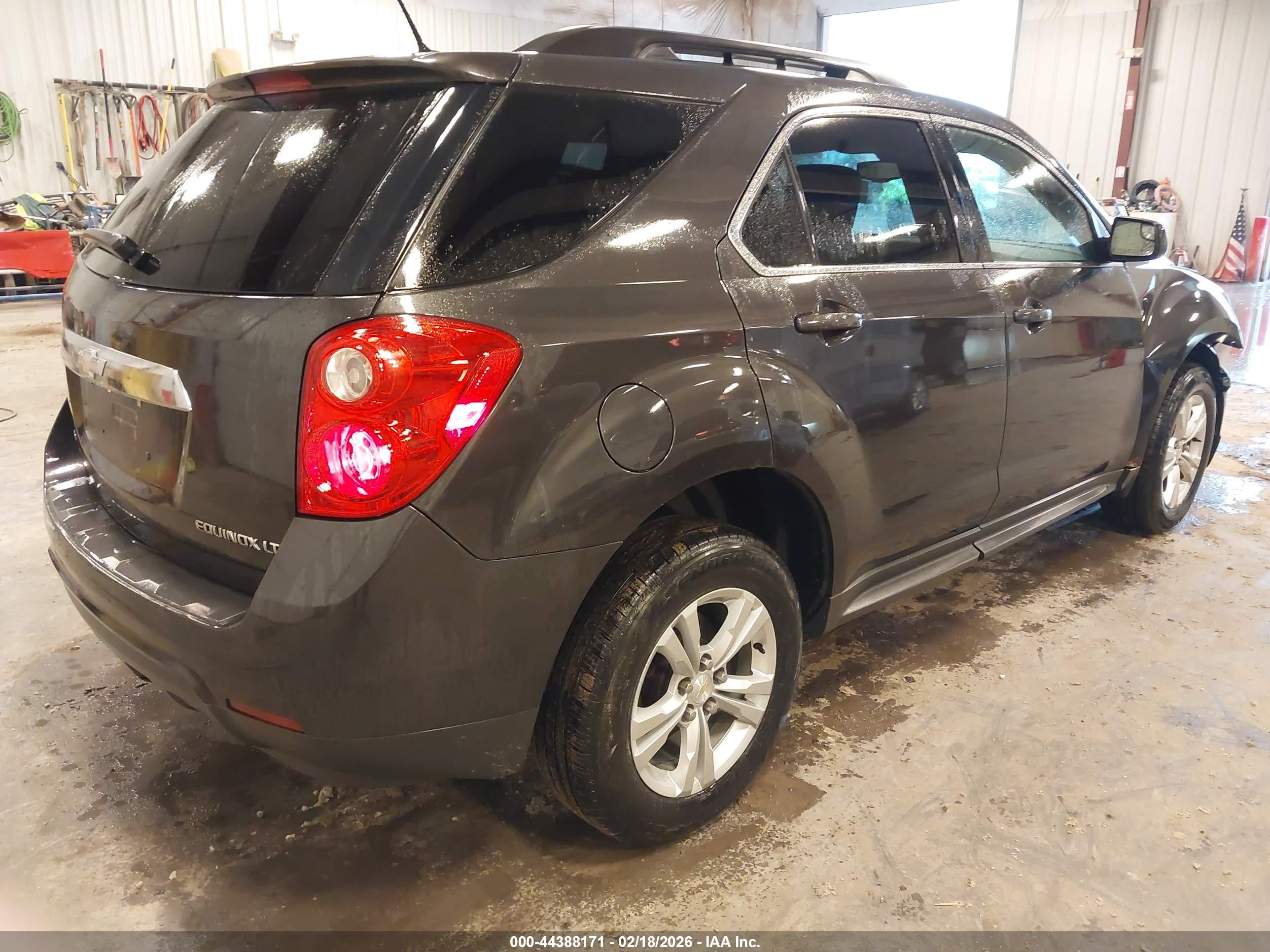 CHEVROLET EQUINOX image 4