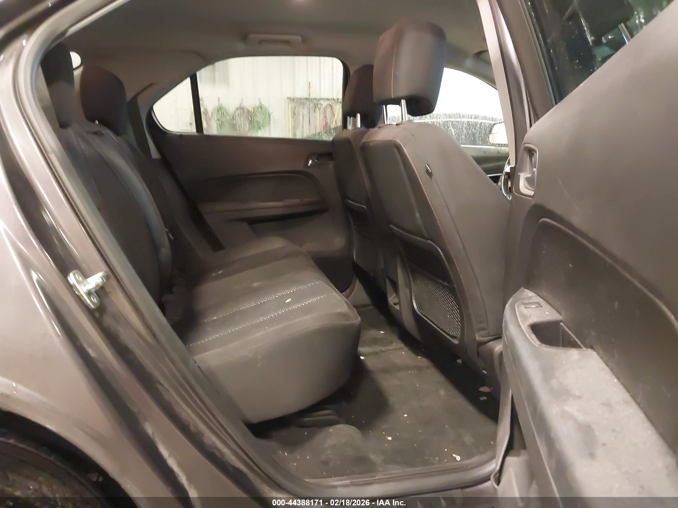 CHEVROLET EQUINOX image 8
