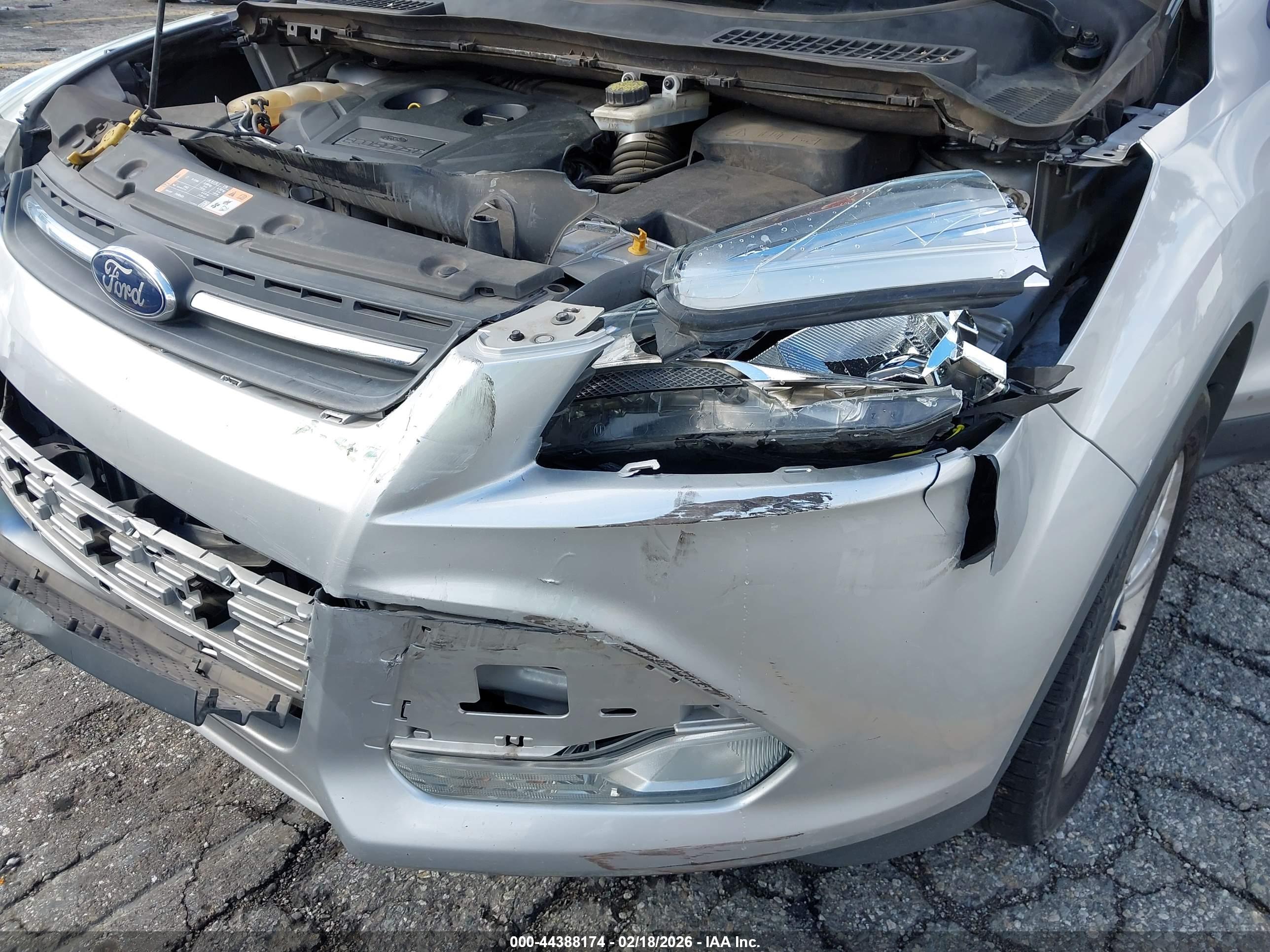 FORD ESCAPE image 6