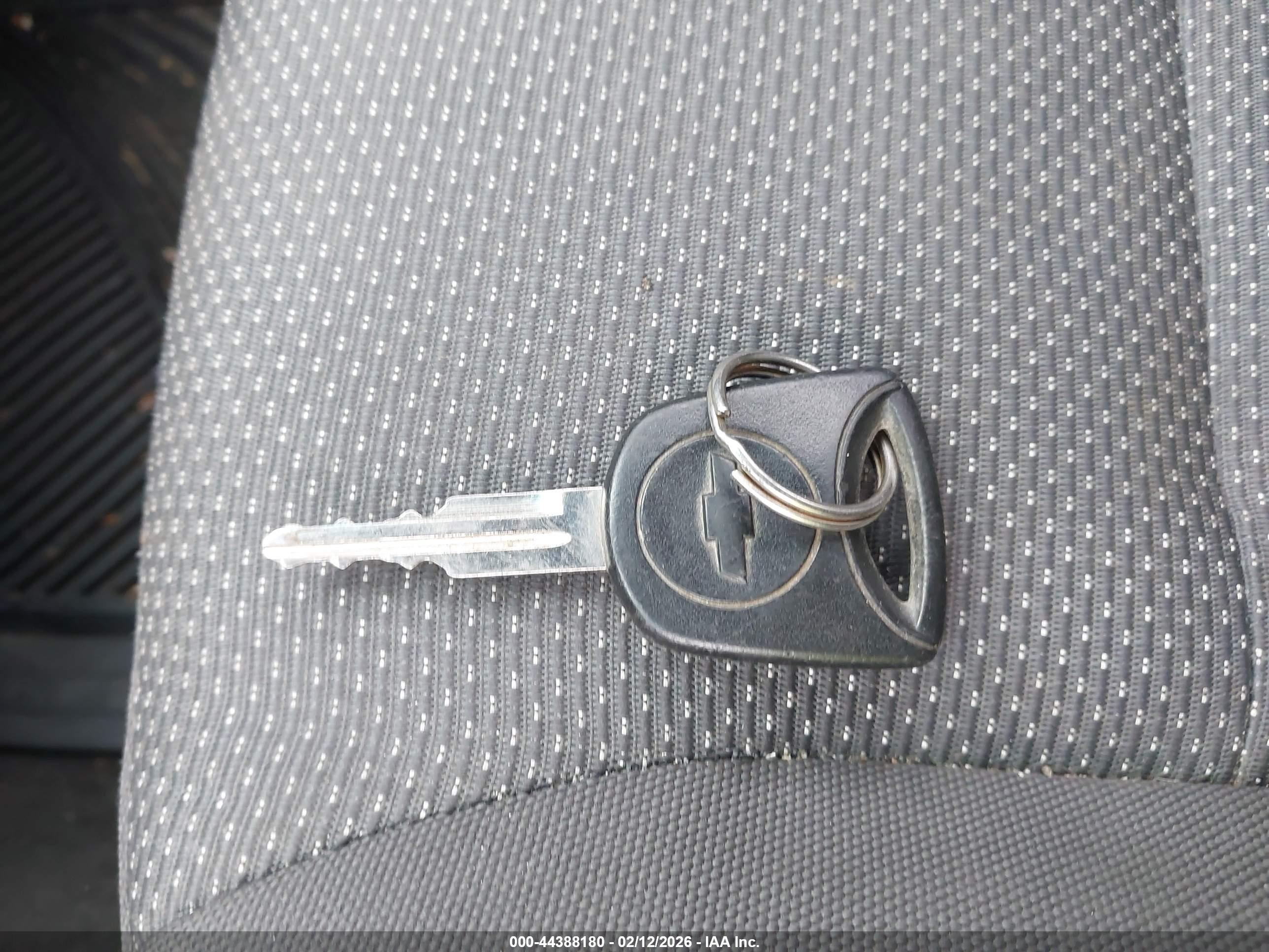 CHEVROLET AVEO image 11