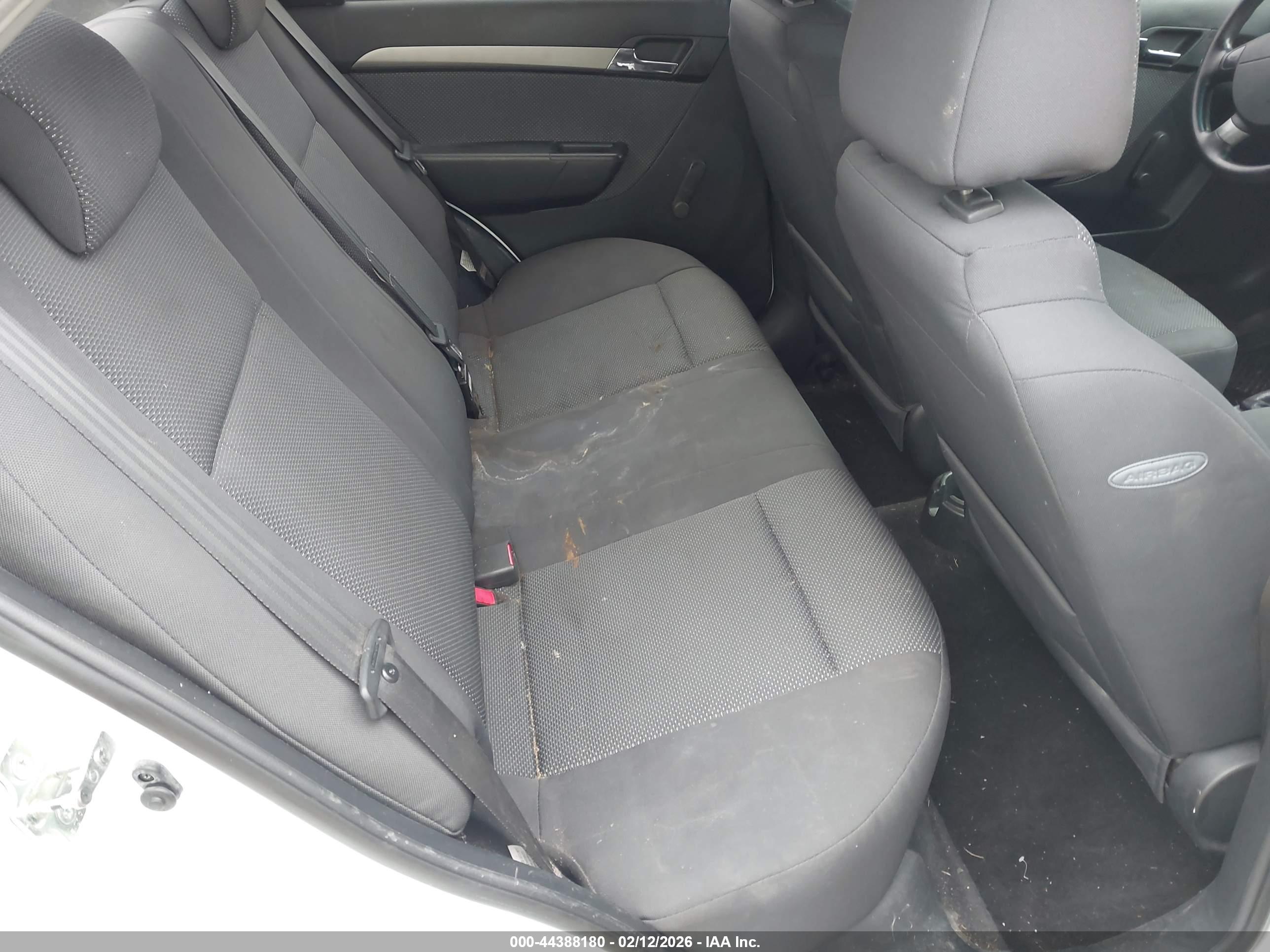 CHEVROLET AVEO image 8