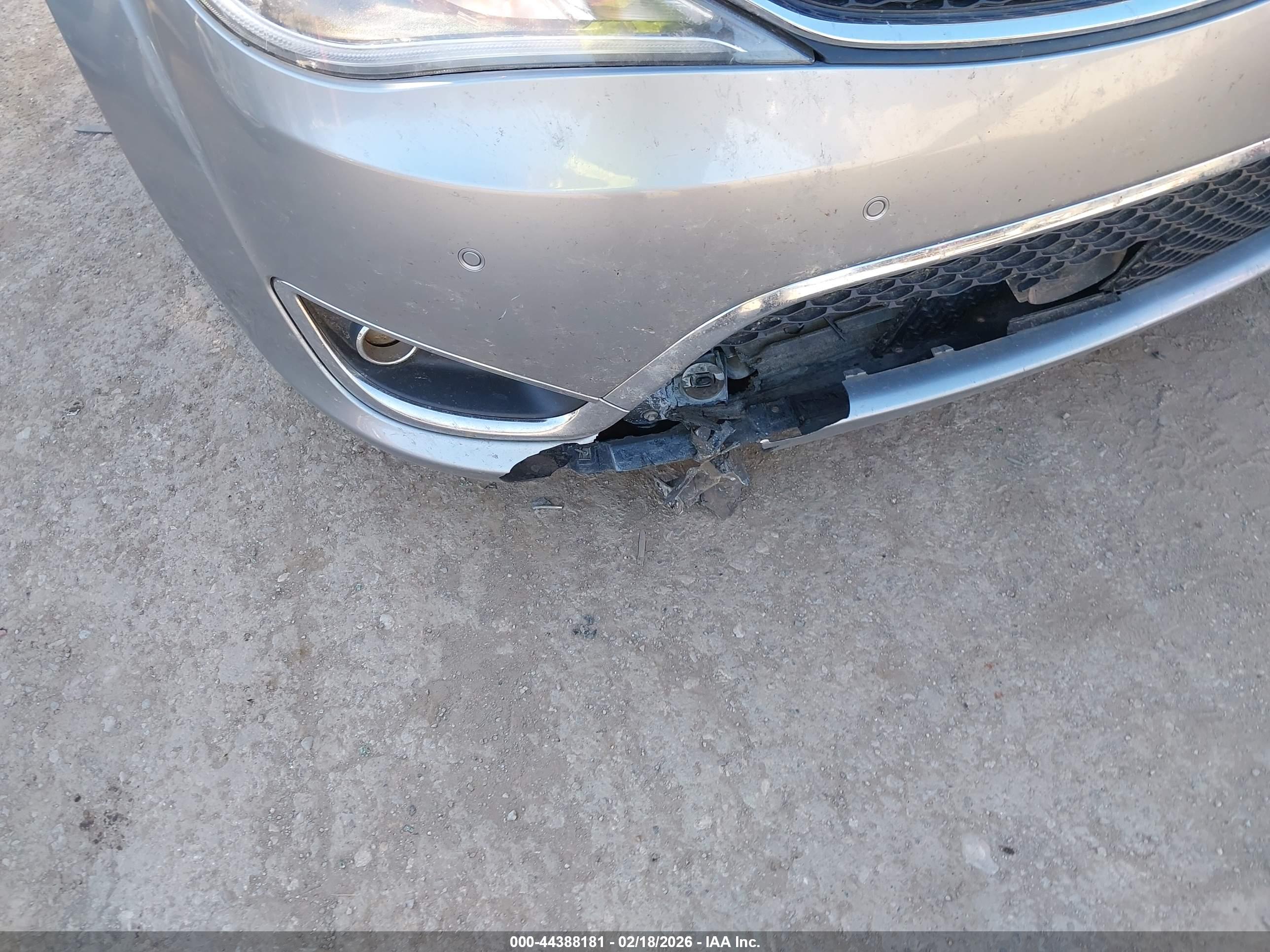 CHRYSLER PACIFICA image 6