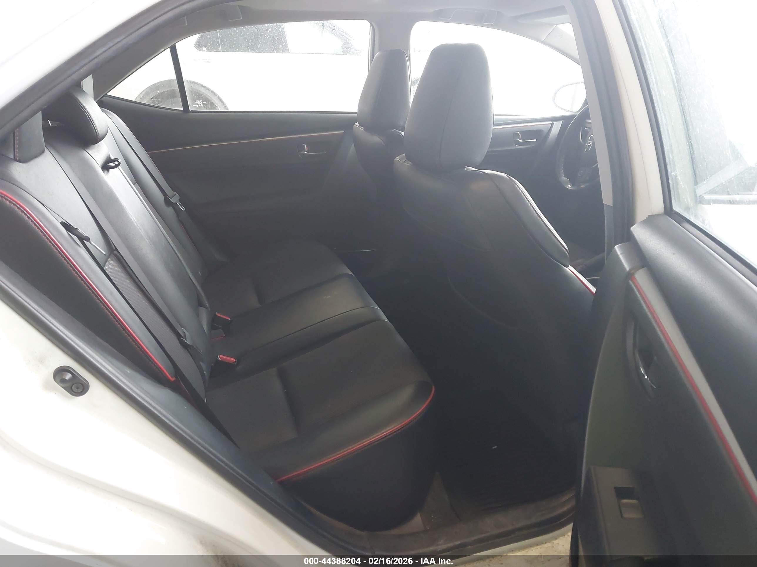 TOYOTA COROLLA image 8