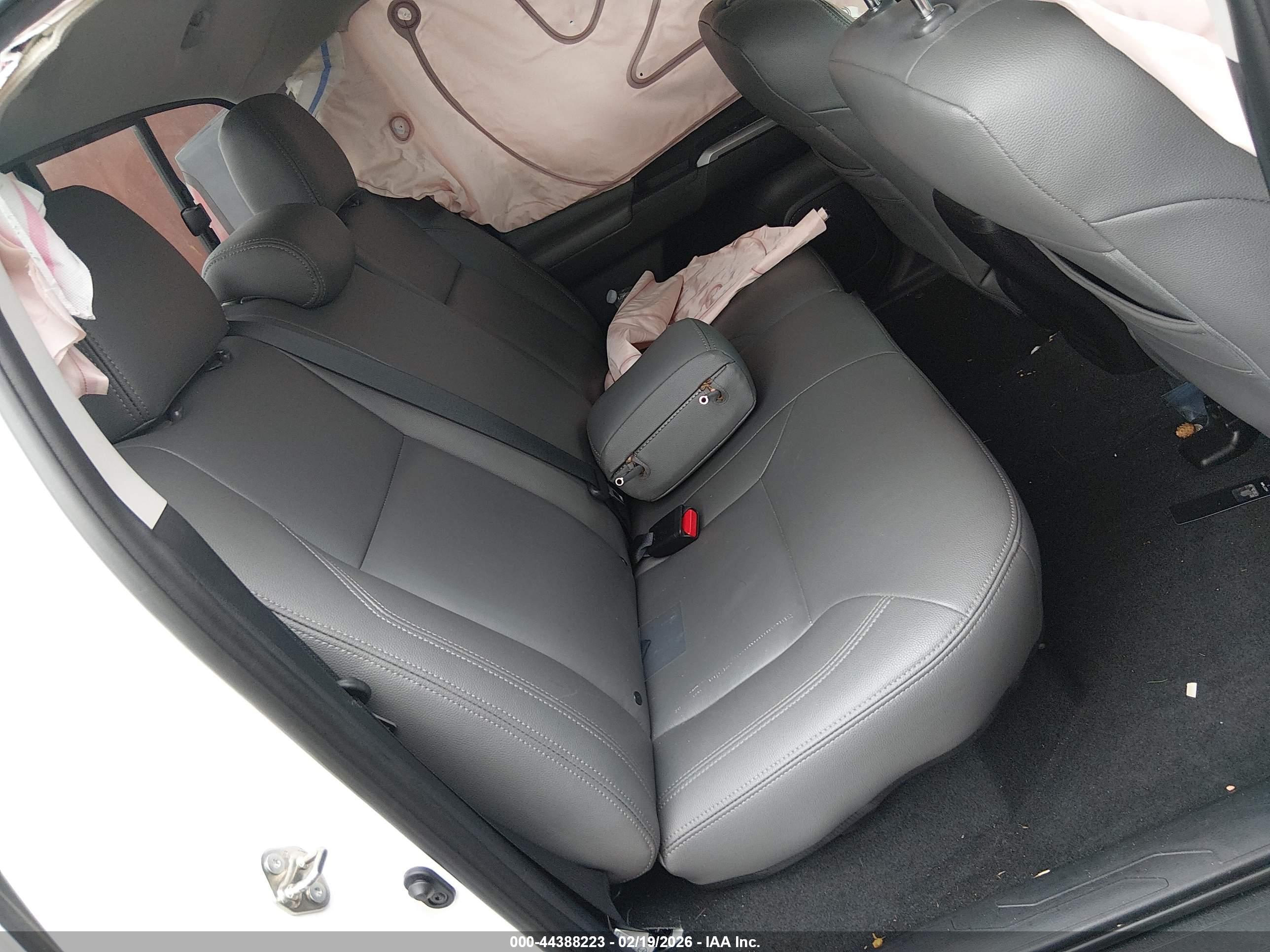 TOYOTA TACOMA image 8