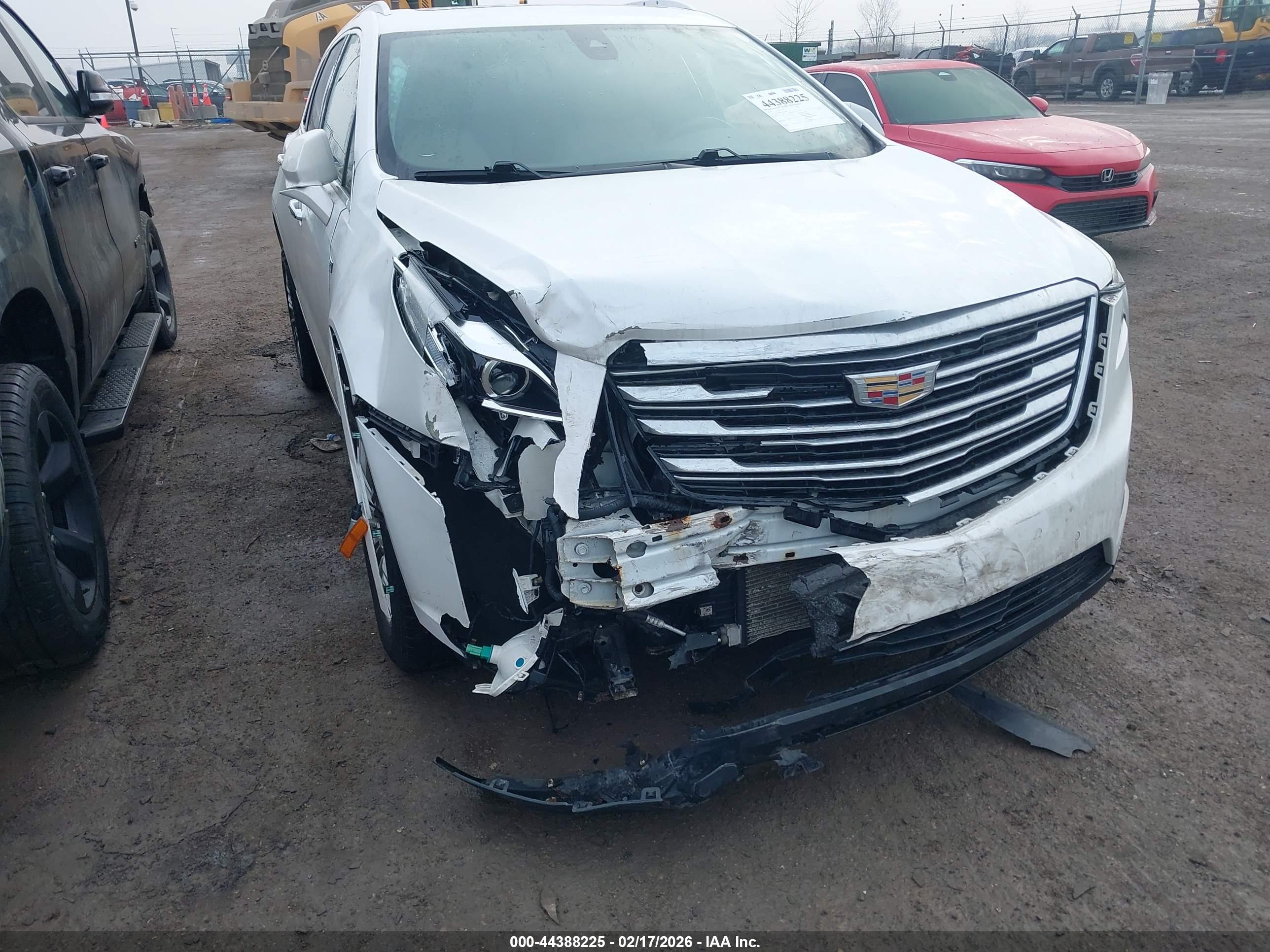 CADILLAC XT5 image 6