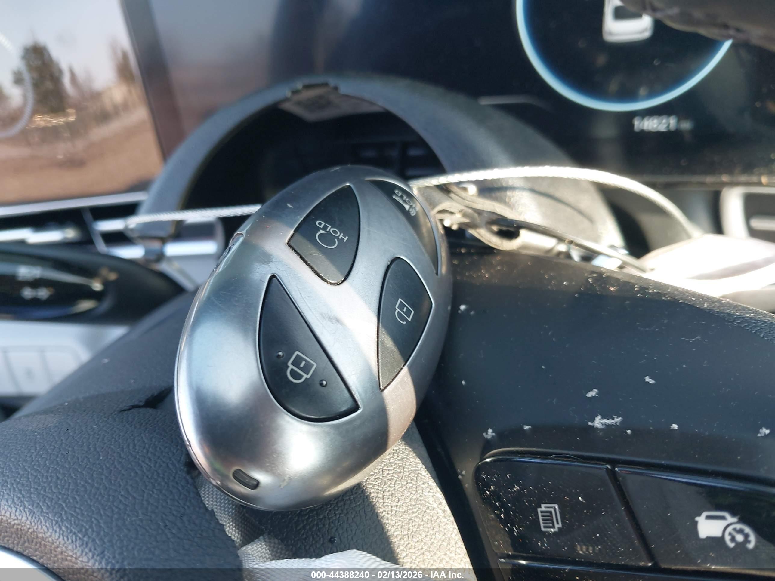 HYUNDAI ELANTRA image 11