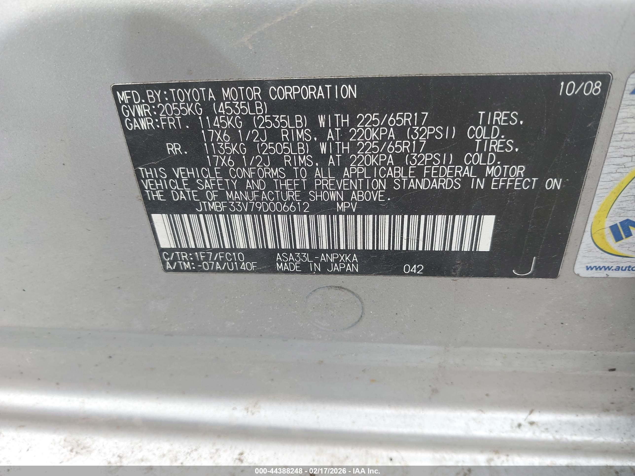 TOYOTA RAV4 image 9