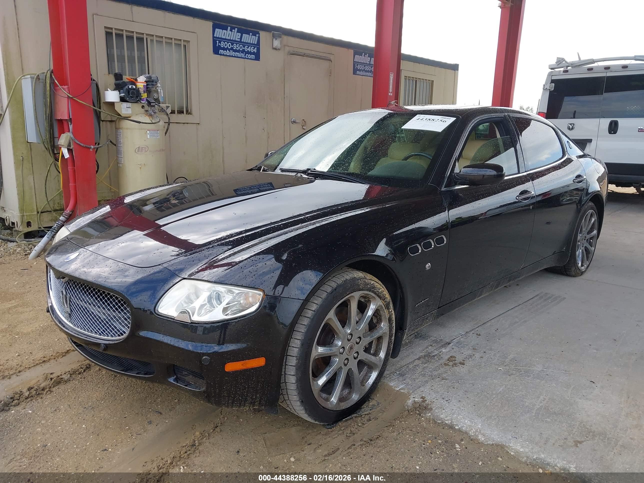 MASERATI QUATTROPORTE image 2