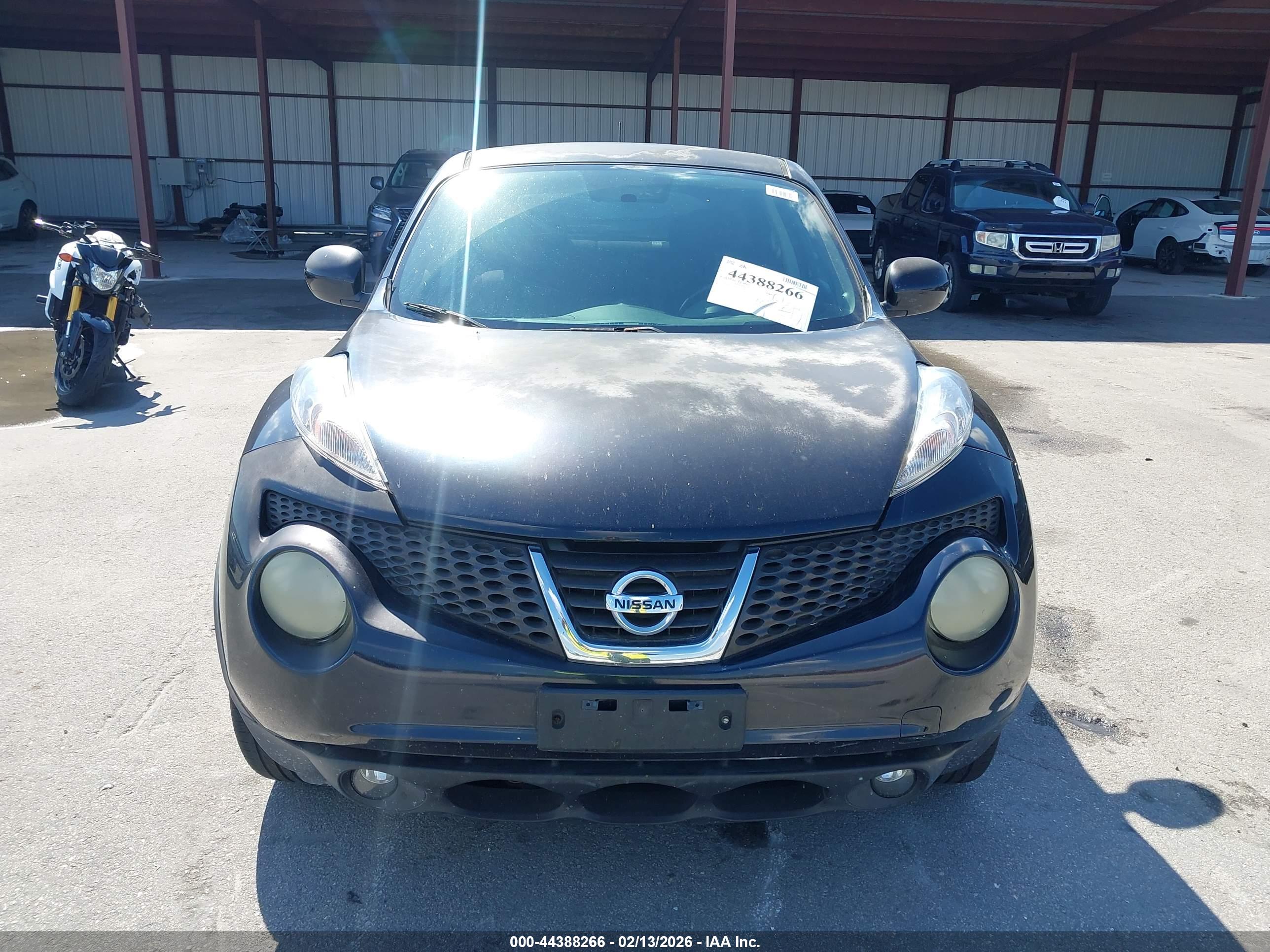 NISSAN JUKE image 6