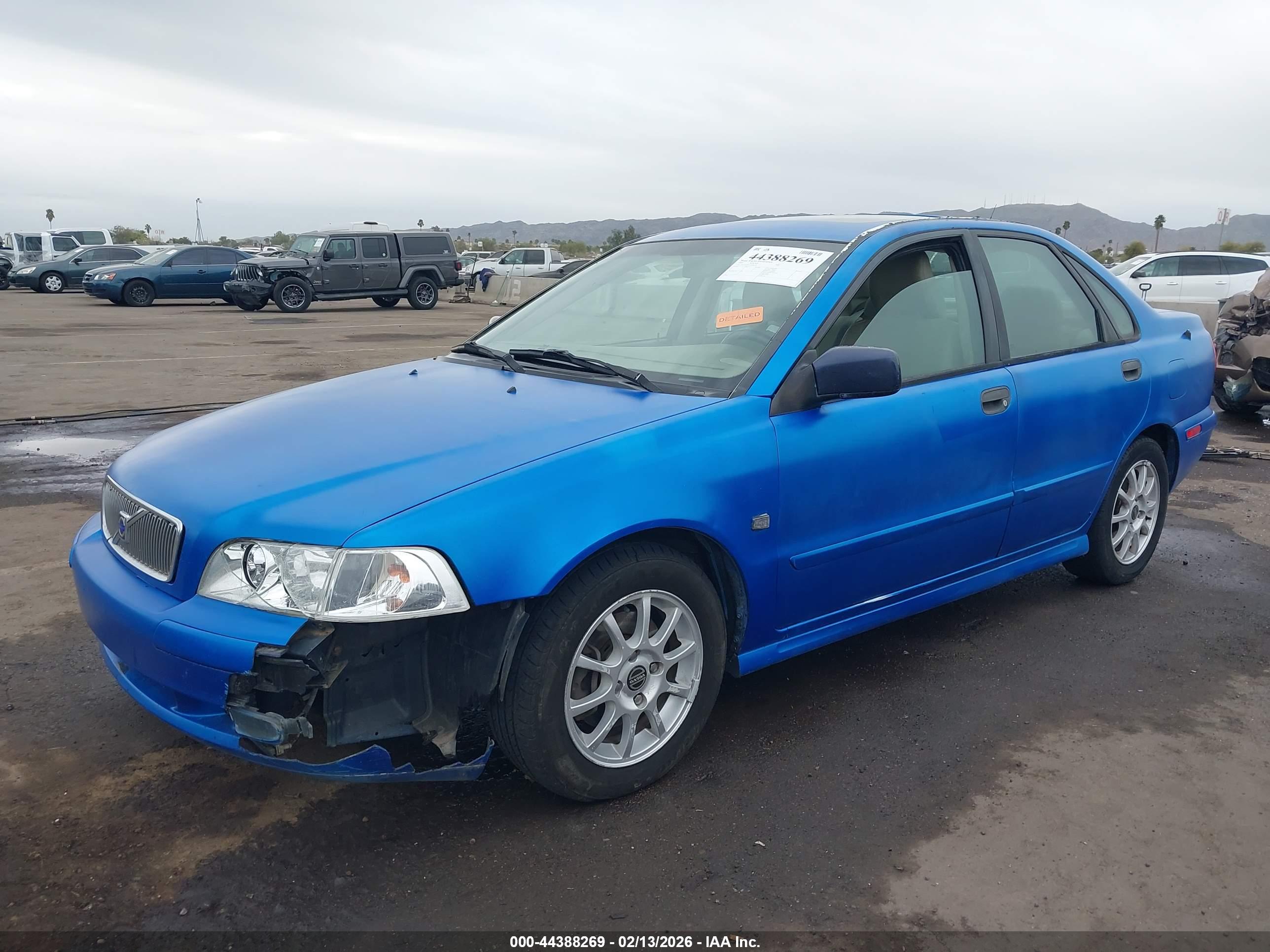 VOLVO S40 image 6